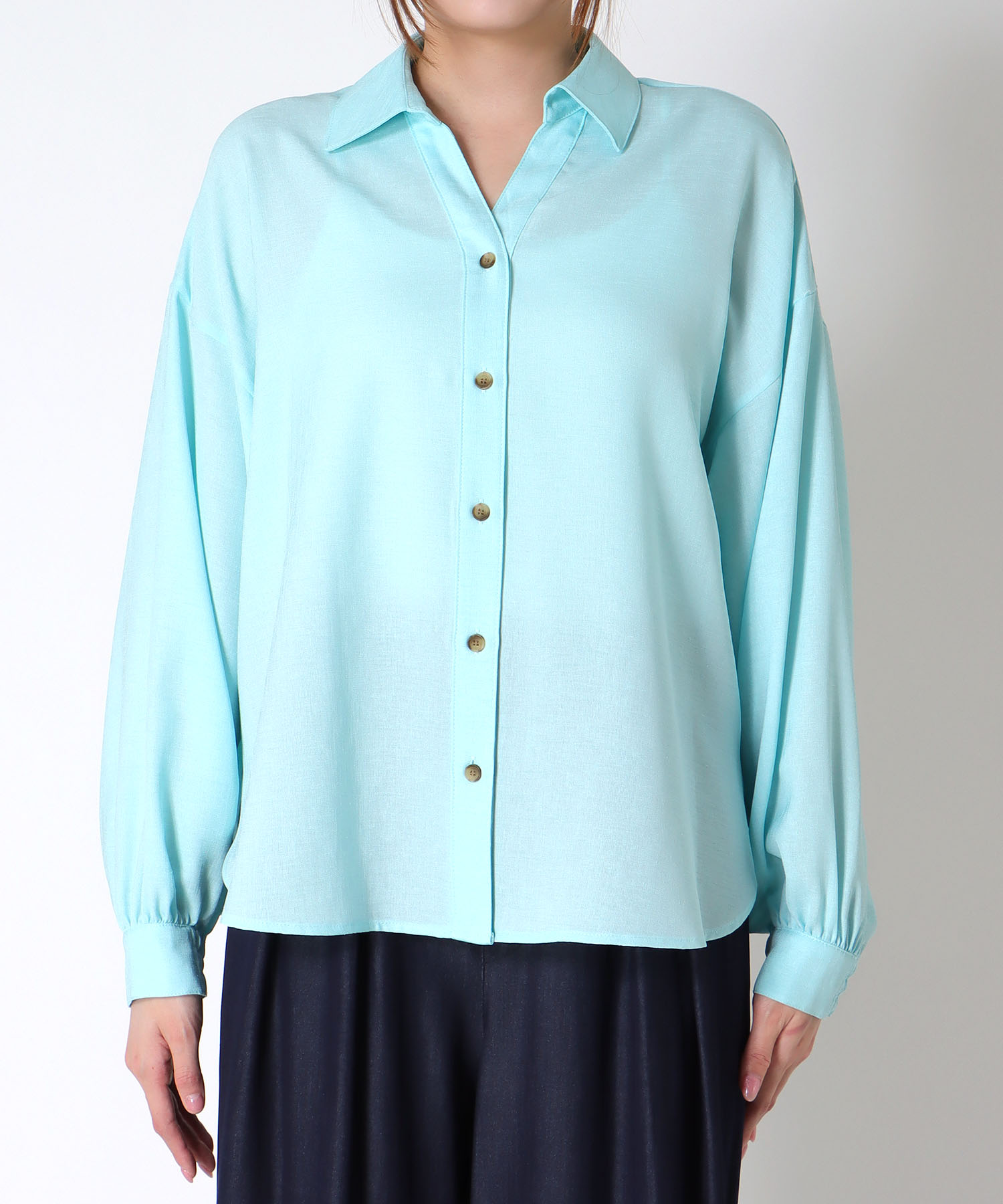 バックテープシャツブラウス