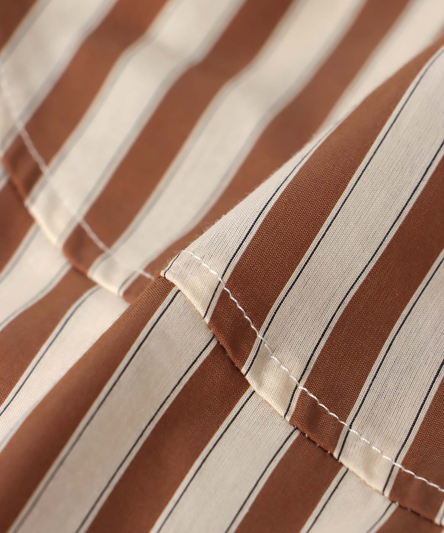 ストライプシャツ