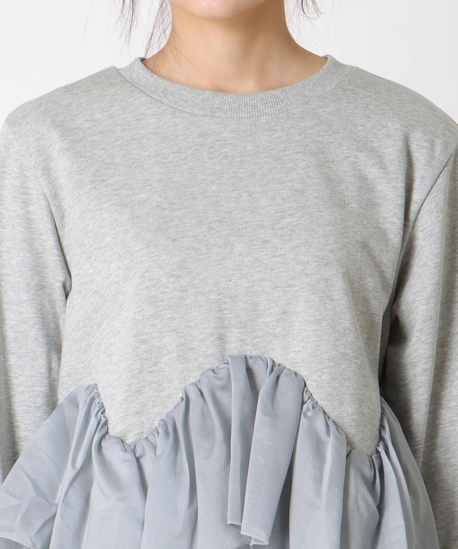 ヘムフリルトップス