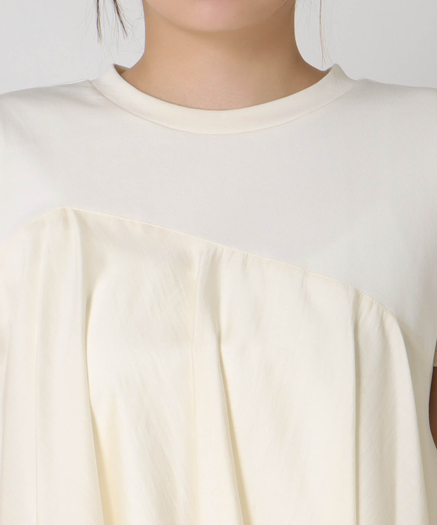 ヘムレースドッキングTシャツ
