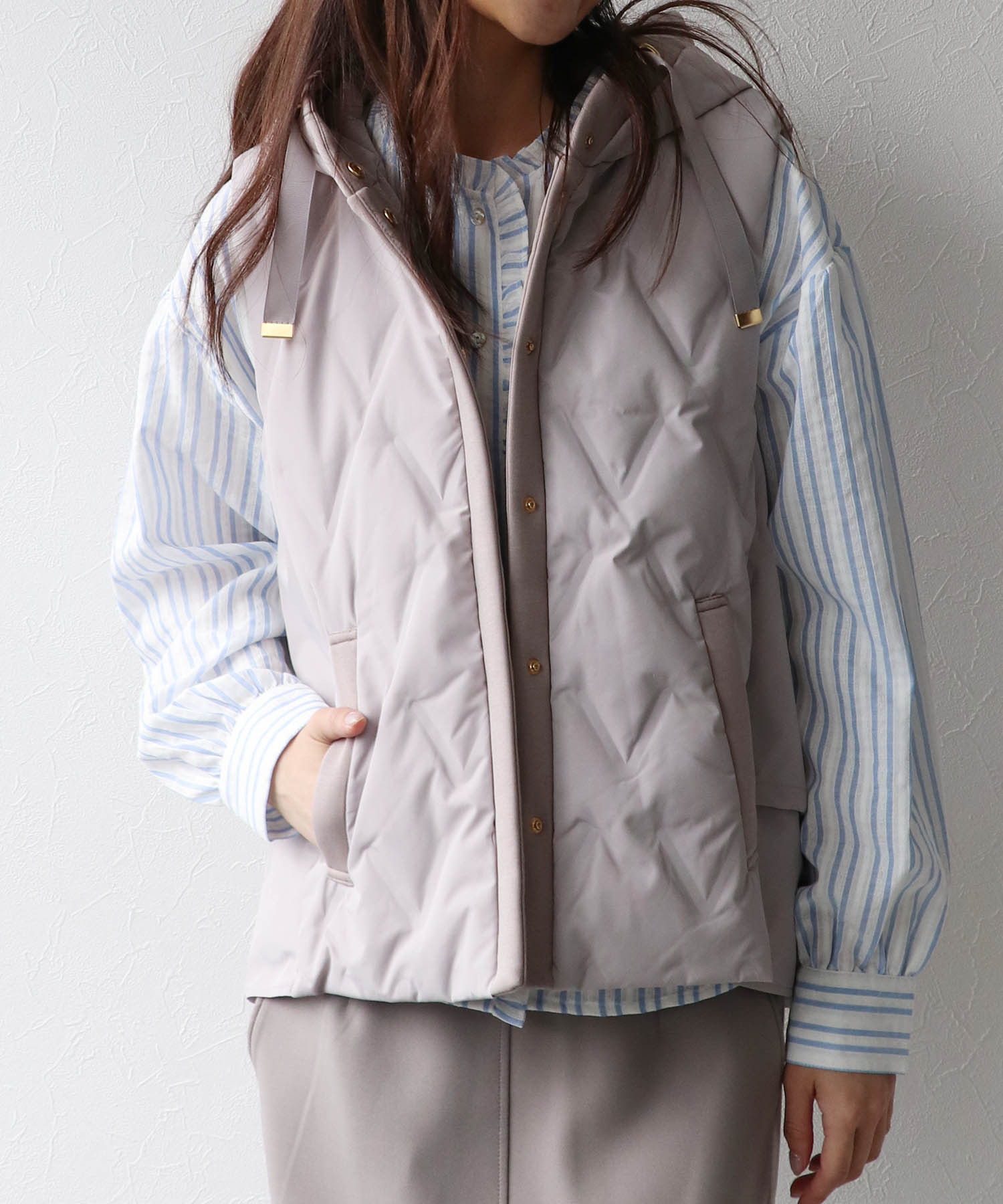 ステッチレスダウンベスト | AND ON JIONE STORE（アンドオン）公式