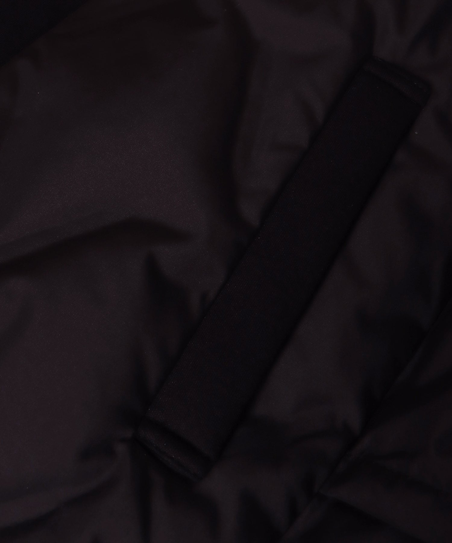 ステッチレスダウンベスト | AND ON JIONE STORE（アンドオン）公式