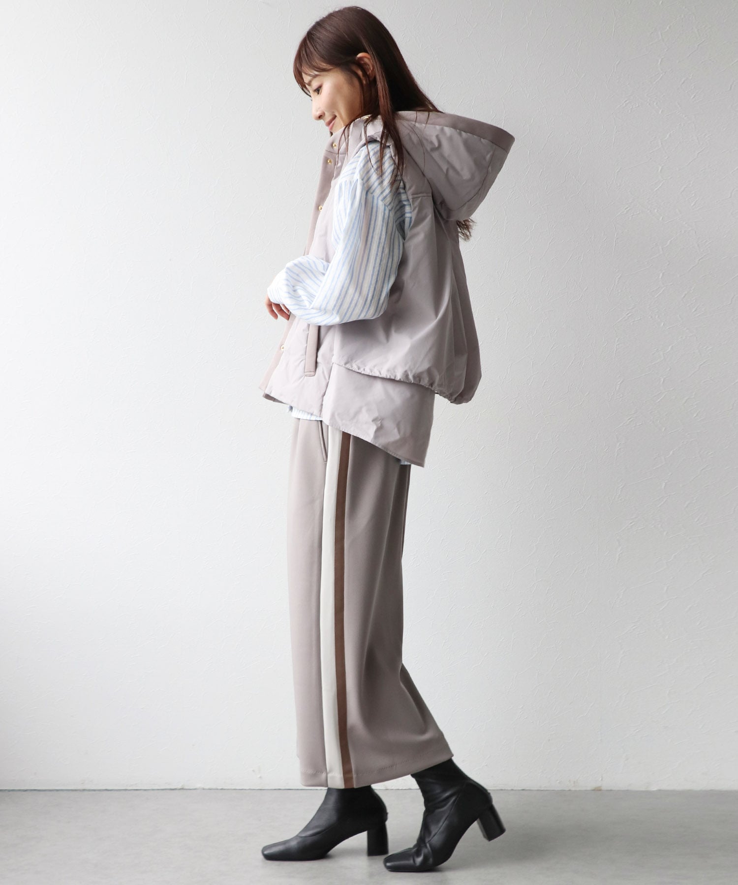 ステッチレスダウンベスト | AND ON JIONE STORE（アンドオン）公式