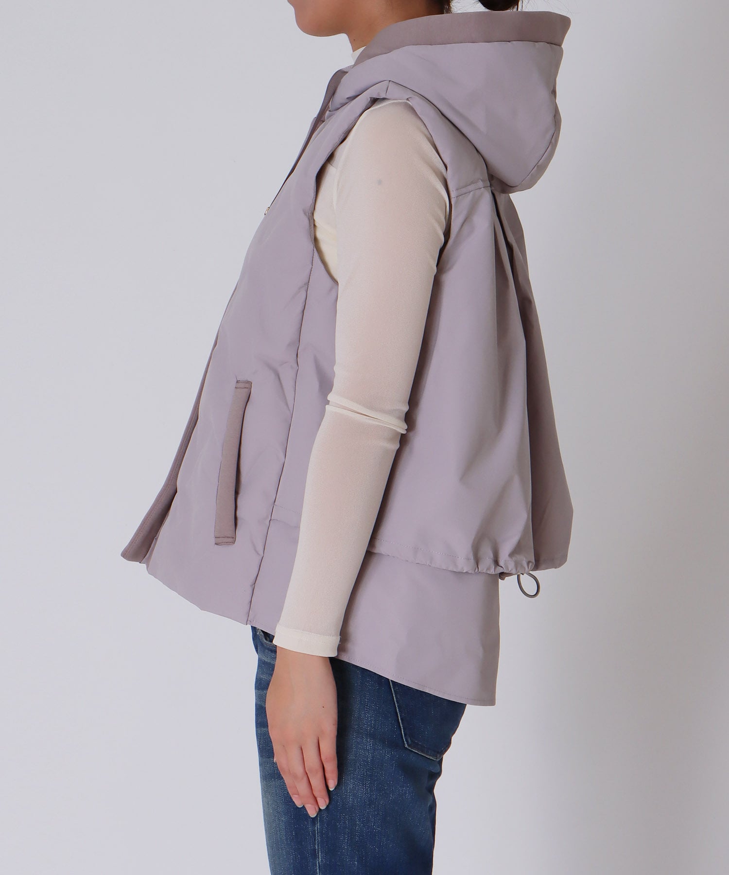 ステッチレスダウンベスト