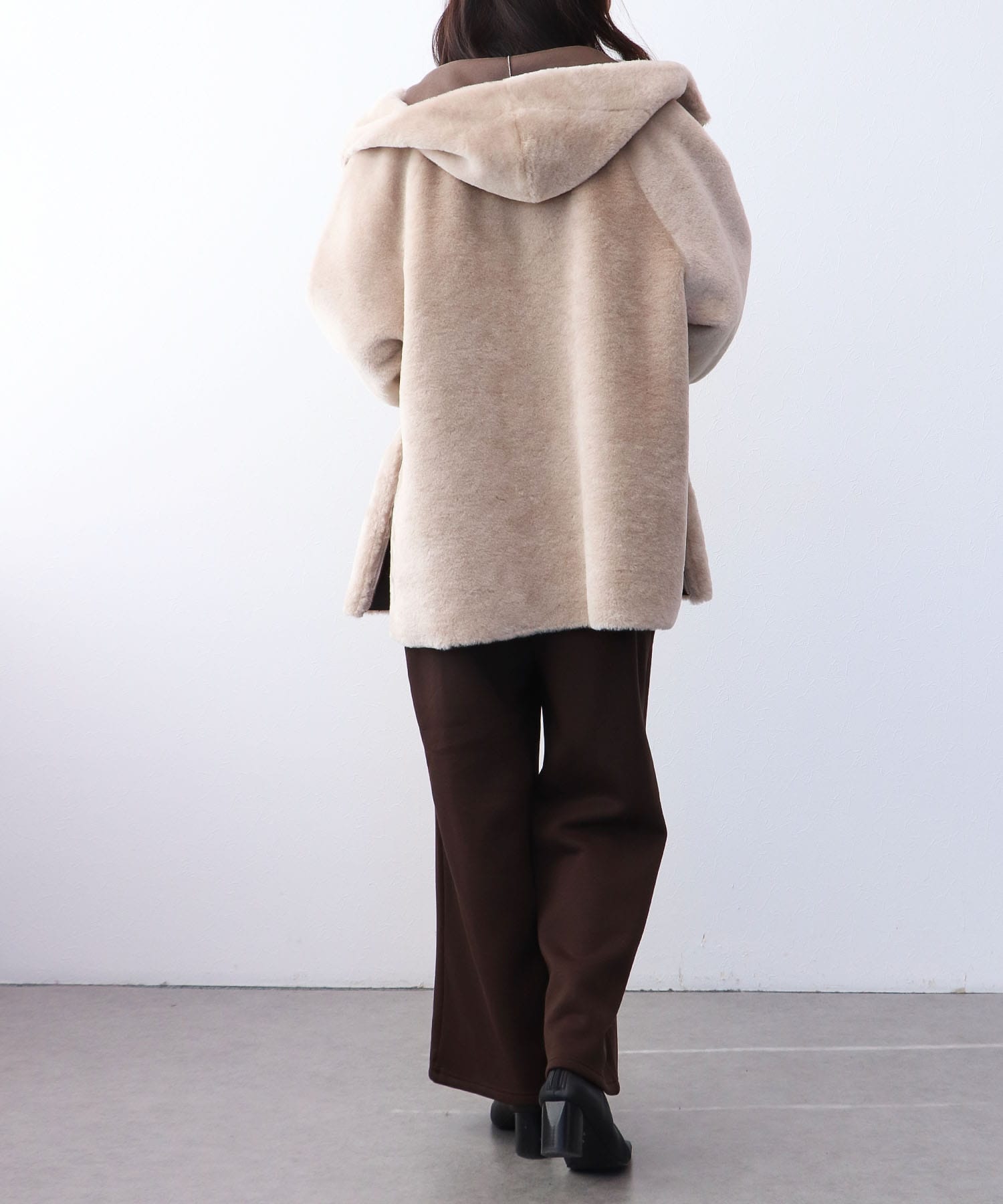 ファーボンディングショート丈コート