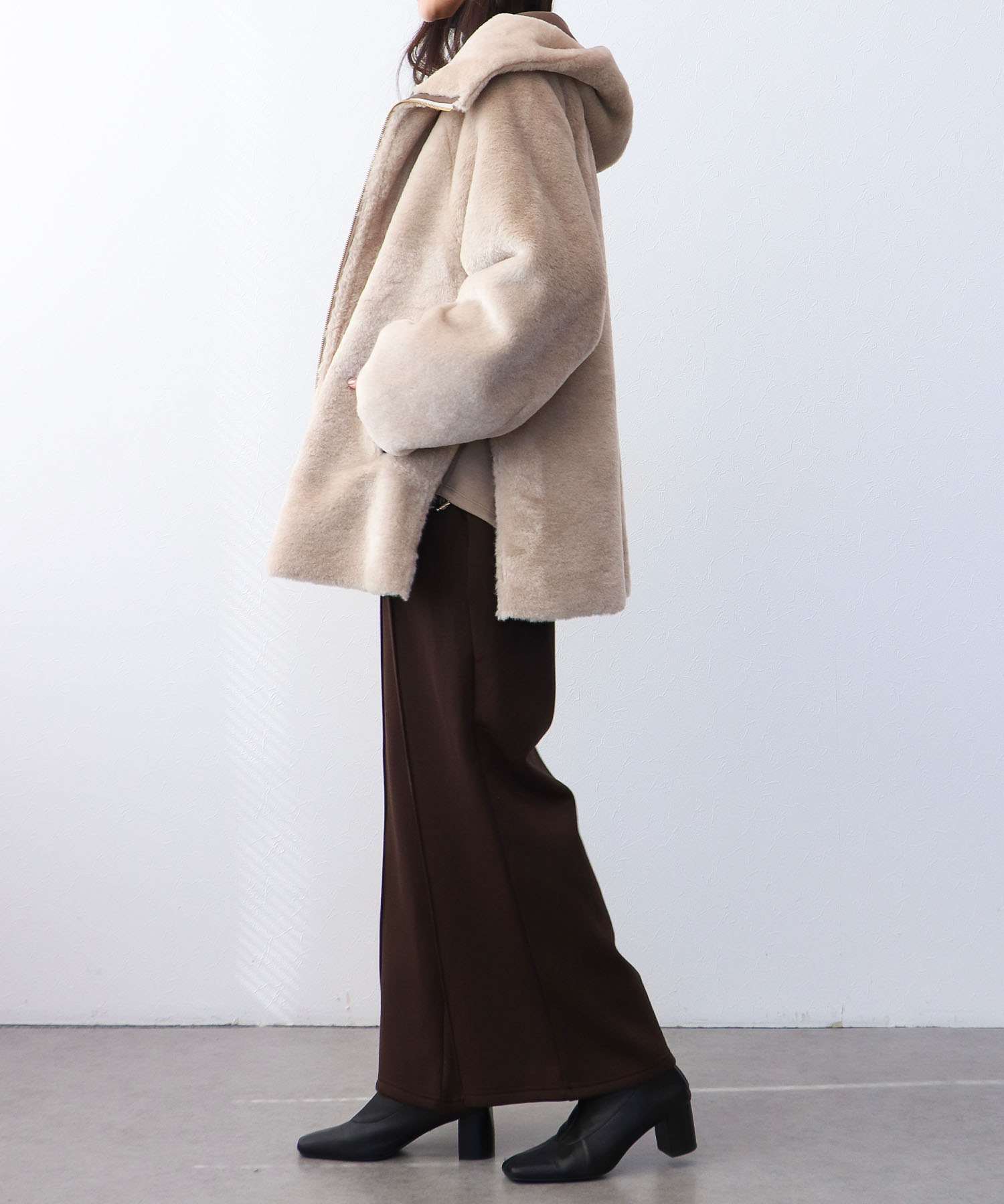 ファーボンディングショート丈コート