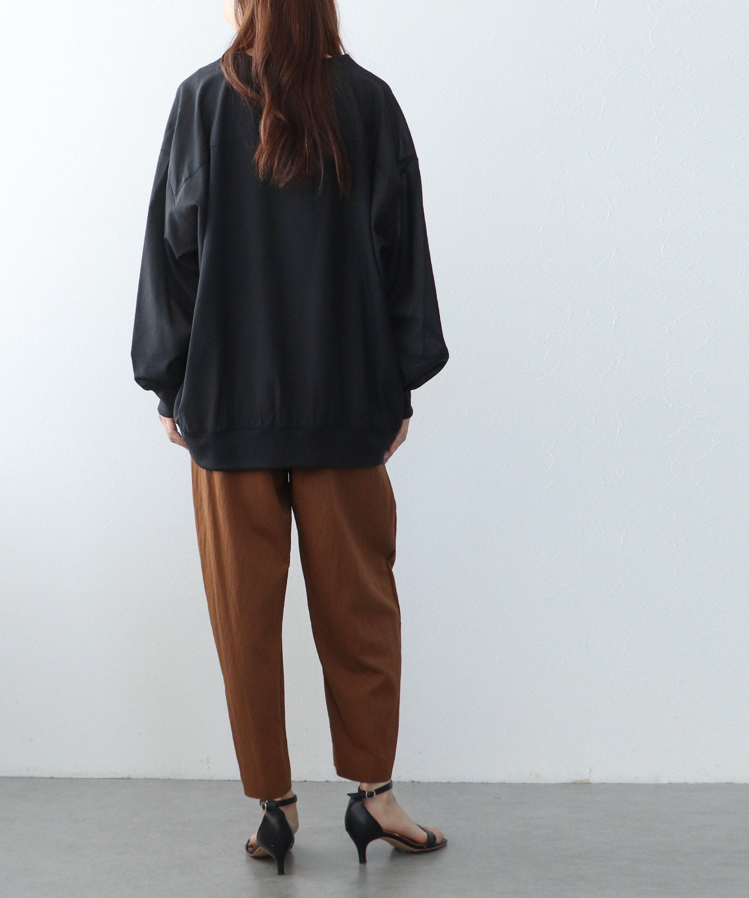 バックロゴシアーブルゾン