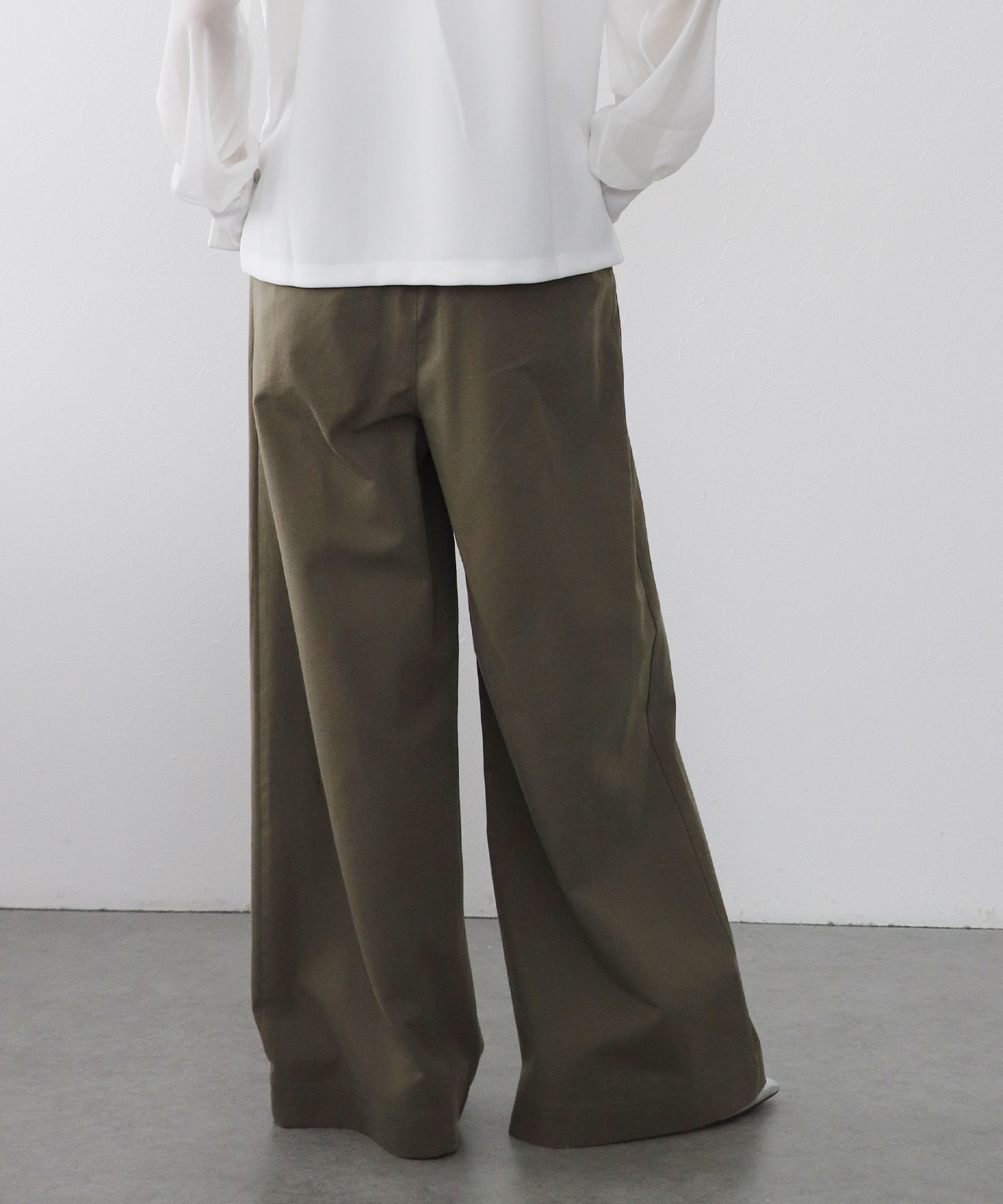チノワイドパンツ