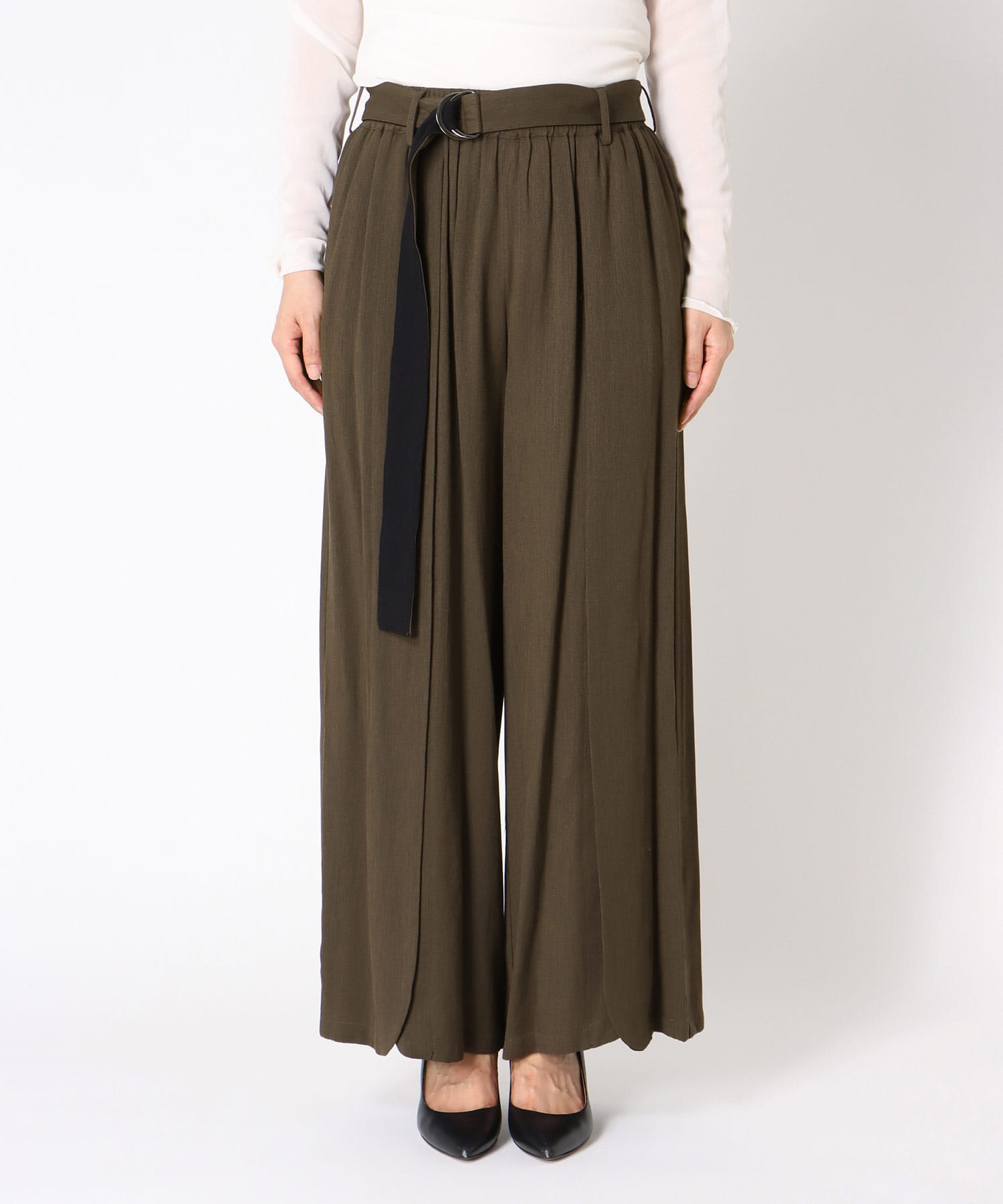 スラブ配色ベルト付パンツ