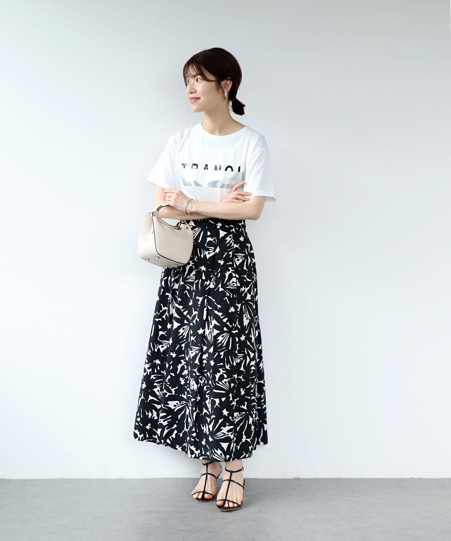 【TRANOI】プリントTシャツ