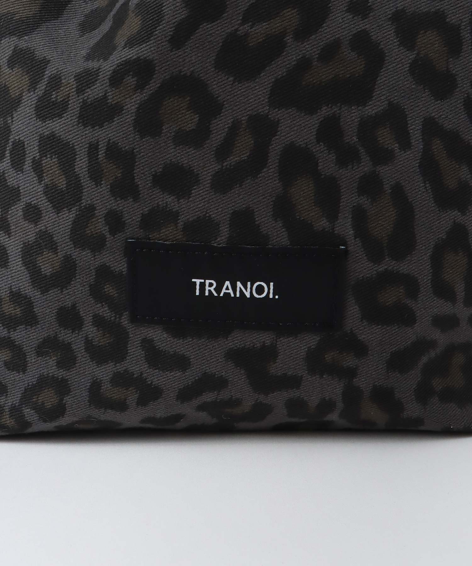 【TRANOI】レオパードドローストリングバッグ