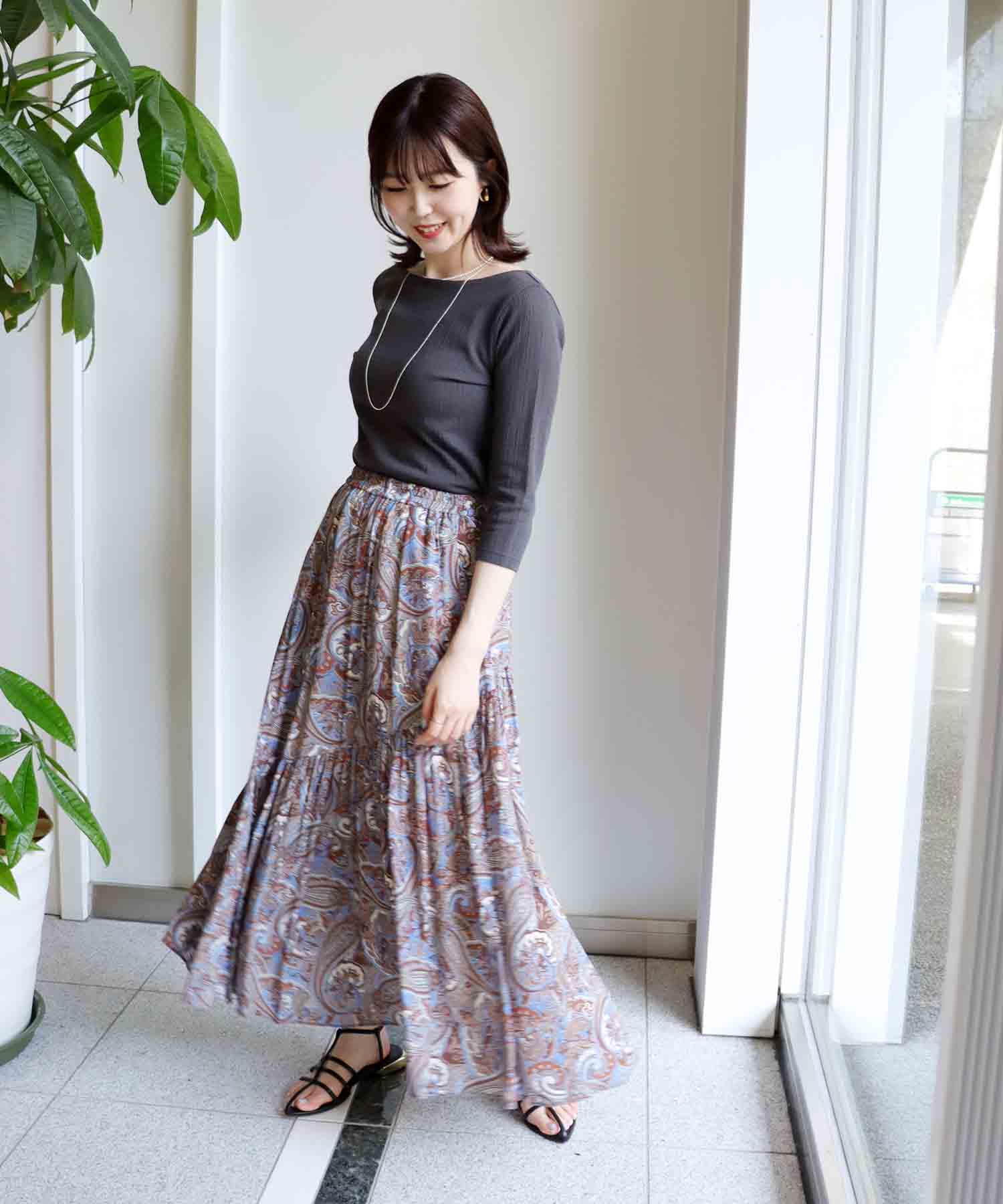 アイレットラッセル ベーシックカットソー