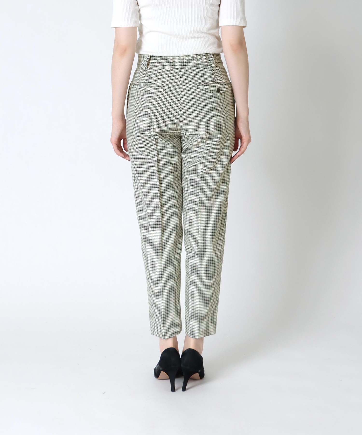 千鳥チェックセンタープレス テーパードパンツ