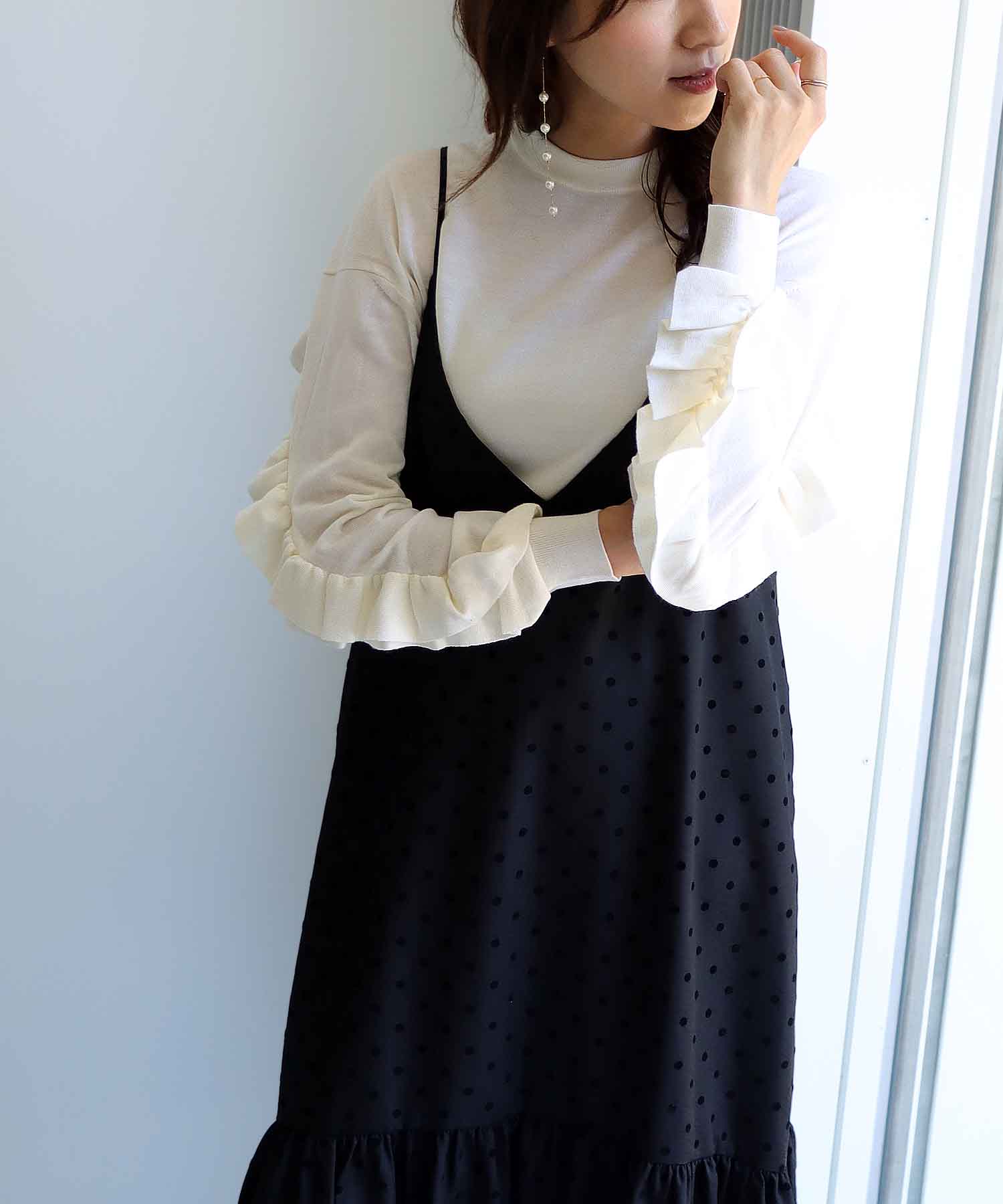 エクストラファインウール　フリルデザインニット