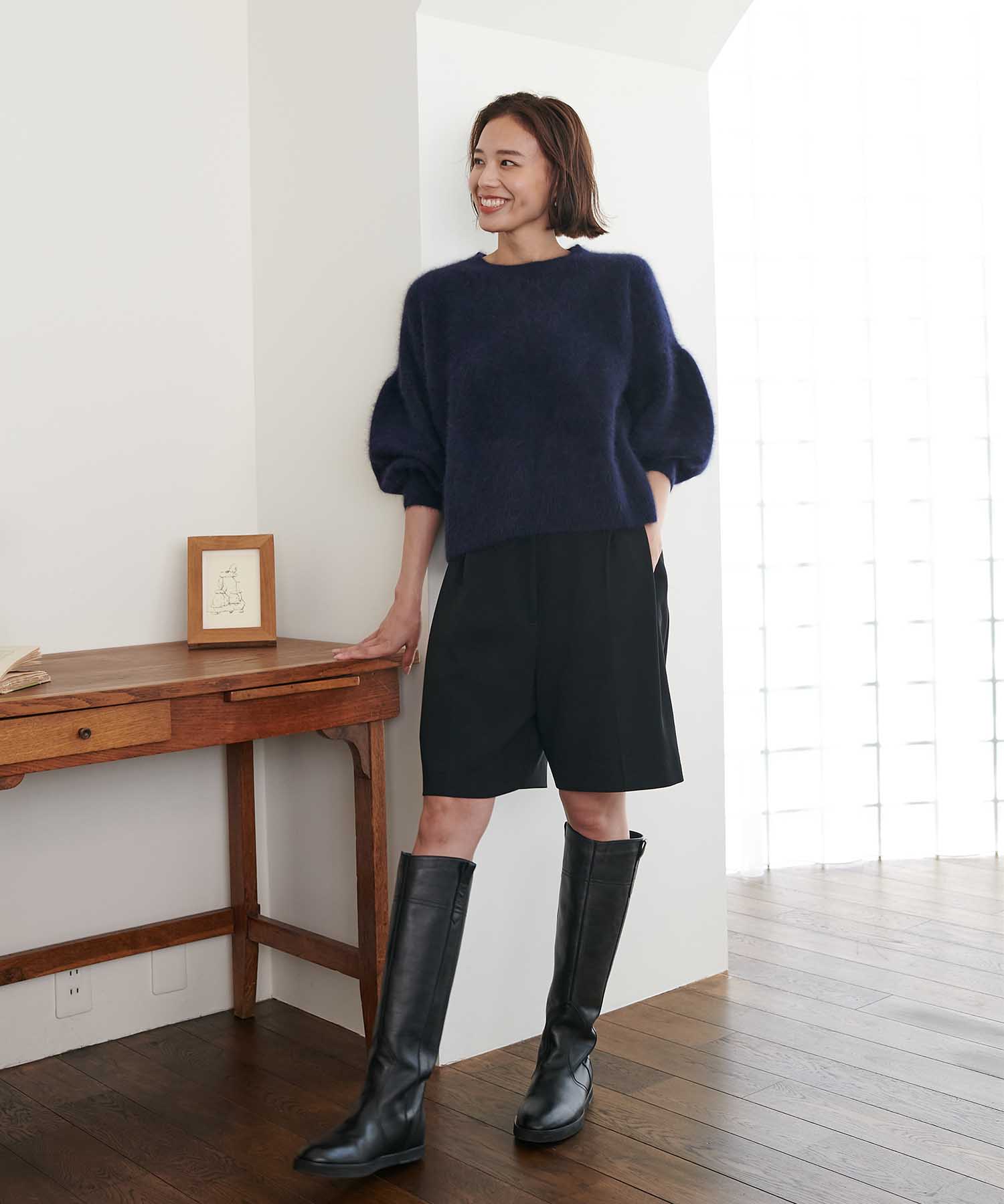 ラクーン ボリュームスリーブクルーネックニット