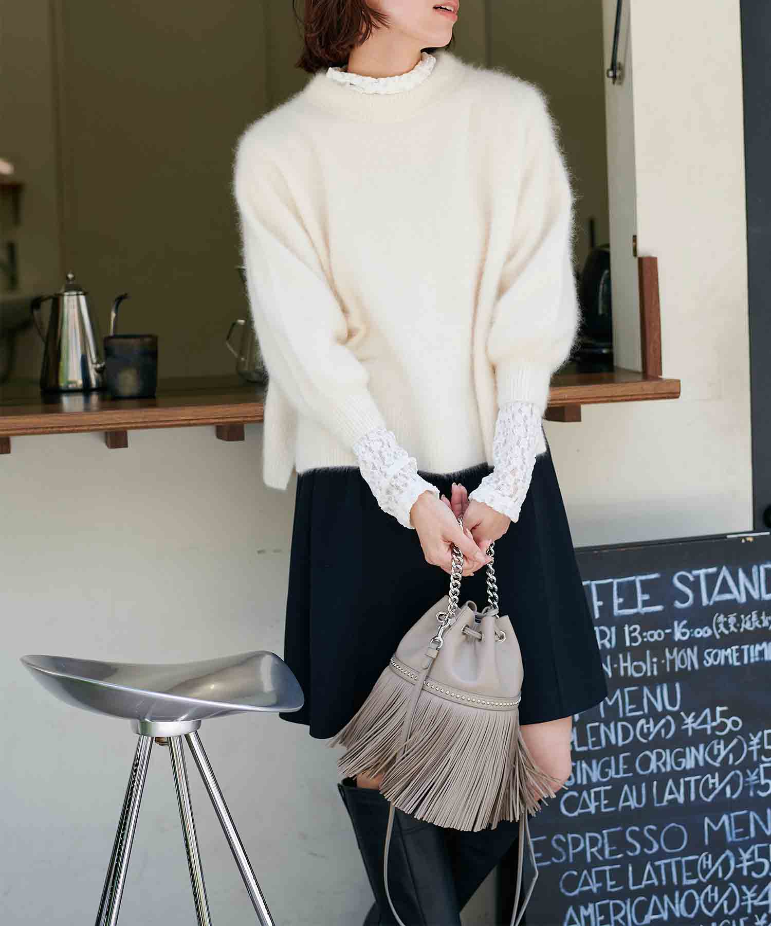 ラクーン ボリュームスリーブモックネックニット