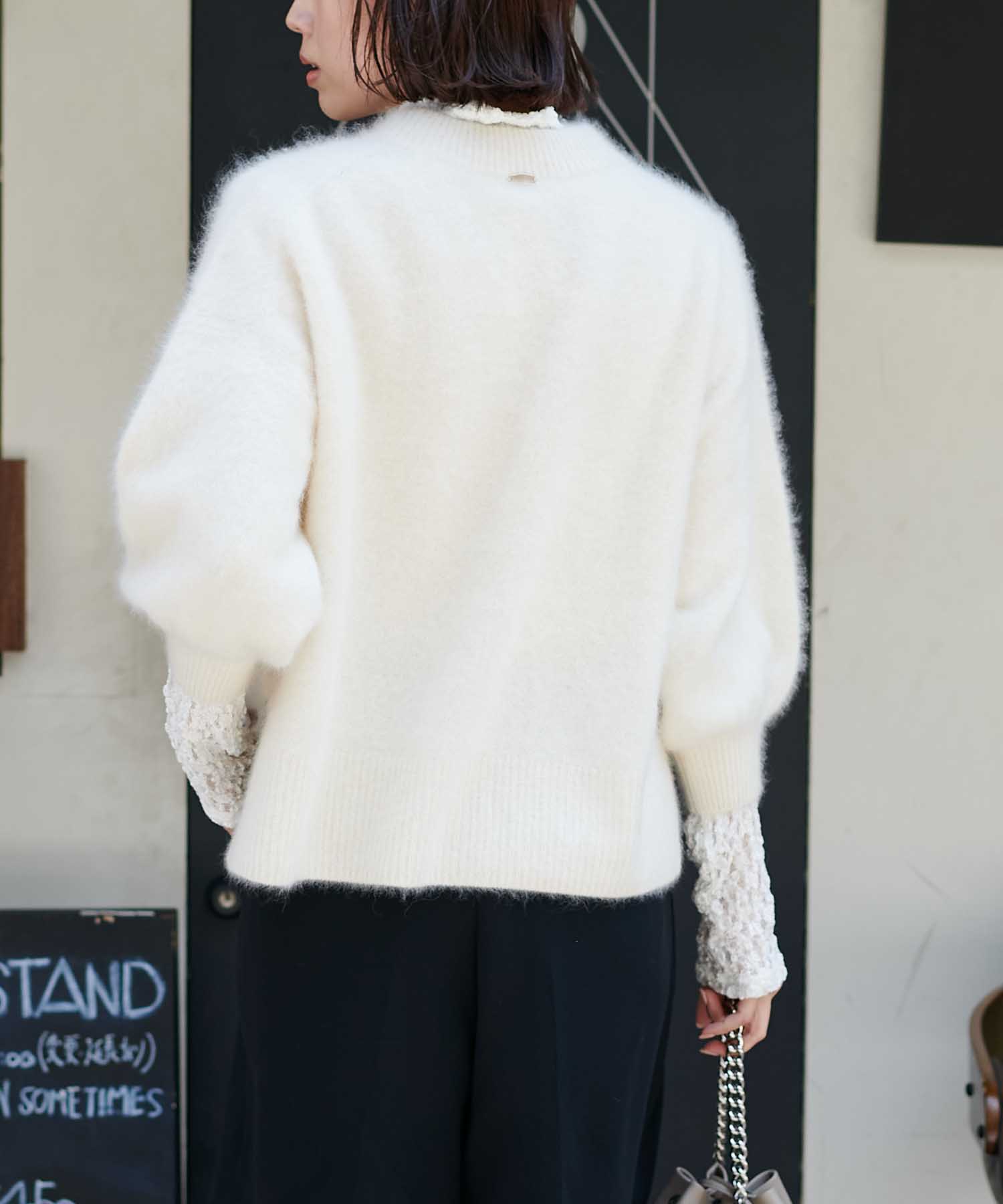 ラクーン ボリュームスリーブモックネックニット