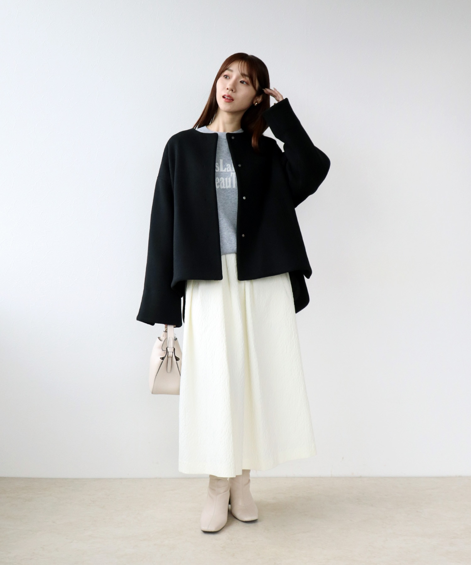 シャルム加工スーパー110s ノーカラーフォルムジャケット