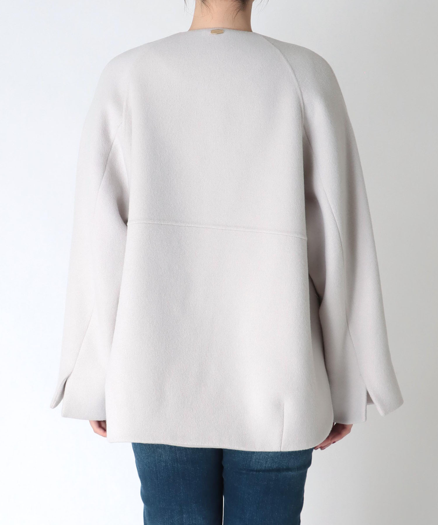 シャルム加工スーパー110s ノーカラーフォルムジャケット