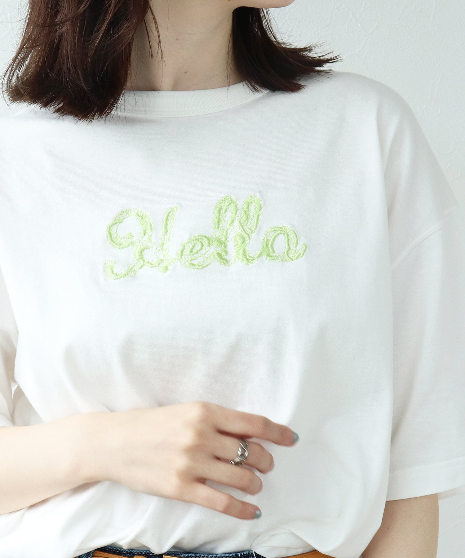 Hello刺繍 オーバーサイズTシャツ