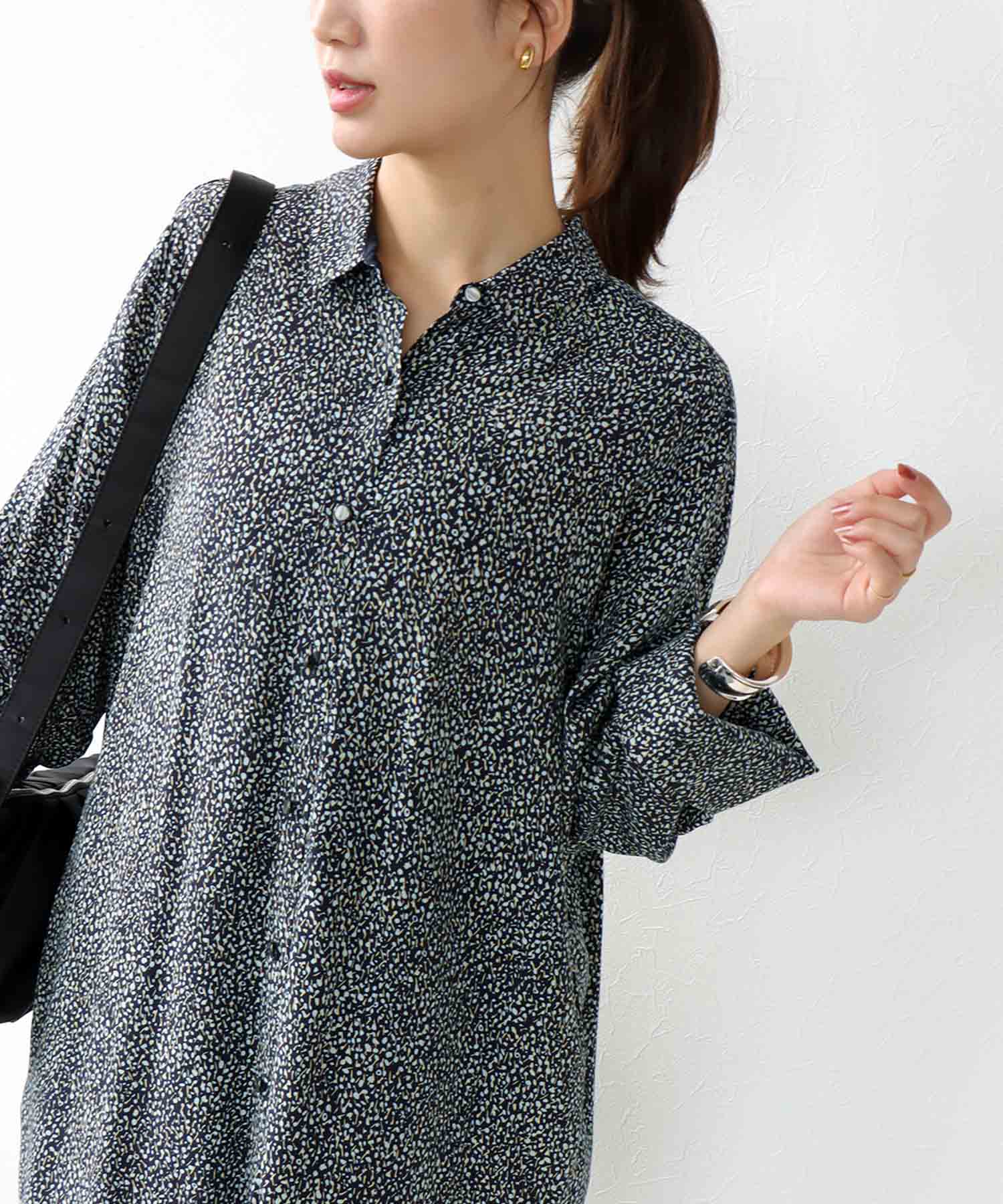 AMARAプリント ロングシャツワンピース