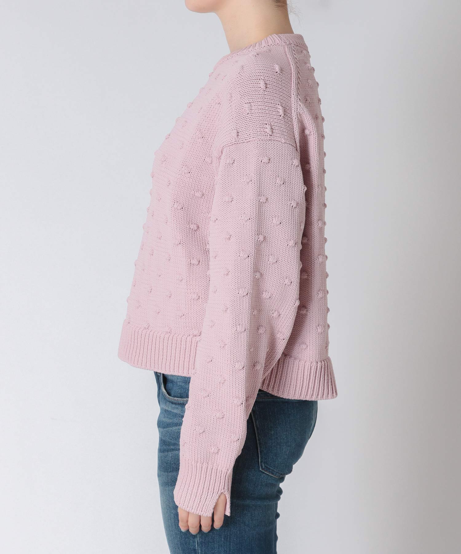 ポンポン編みクルーネックニット