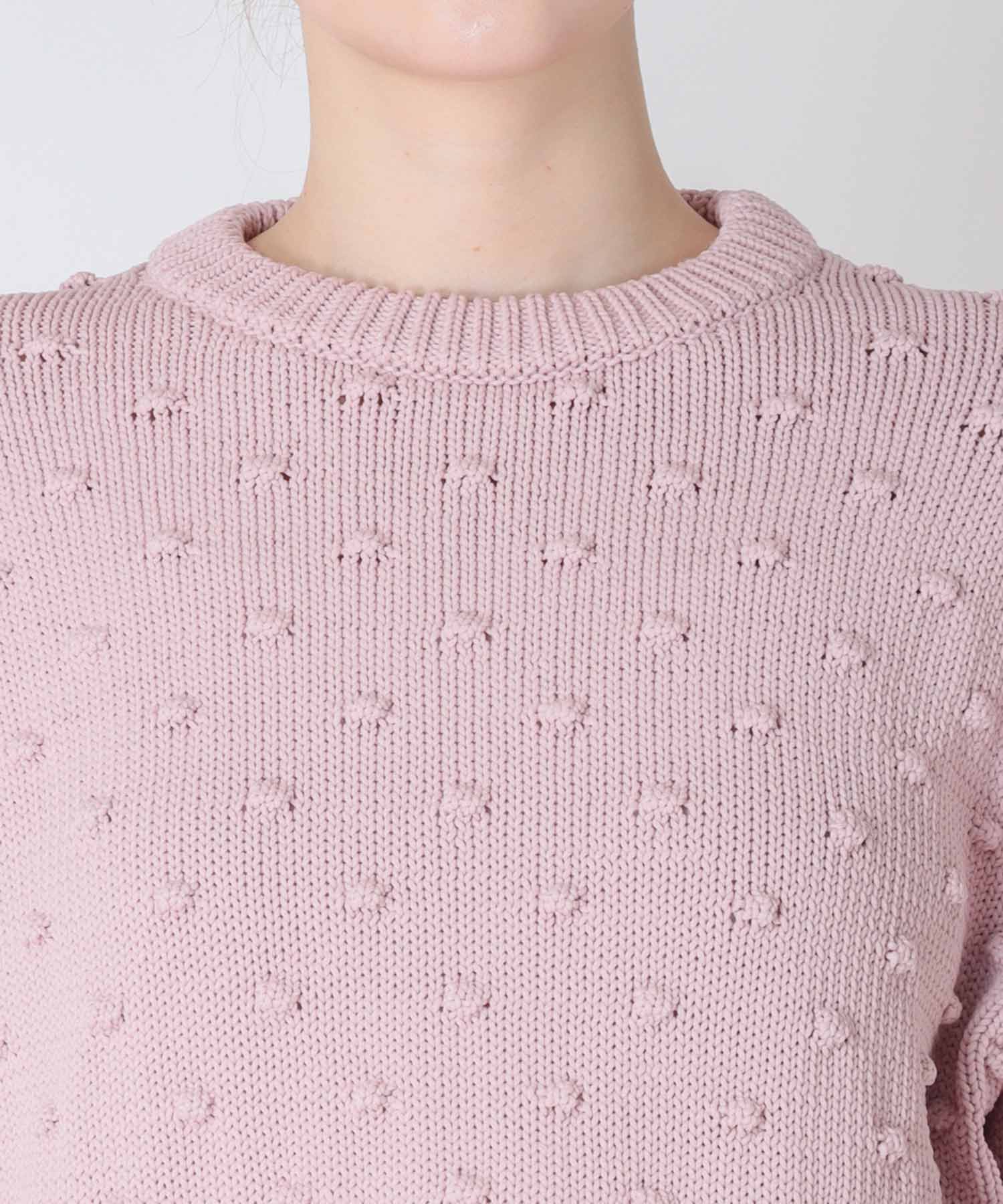ポンポン編みクルーネックニット