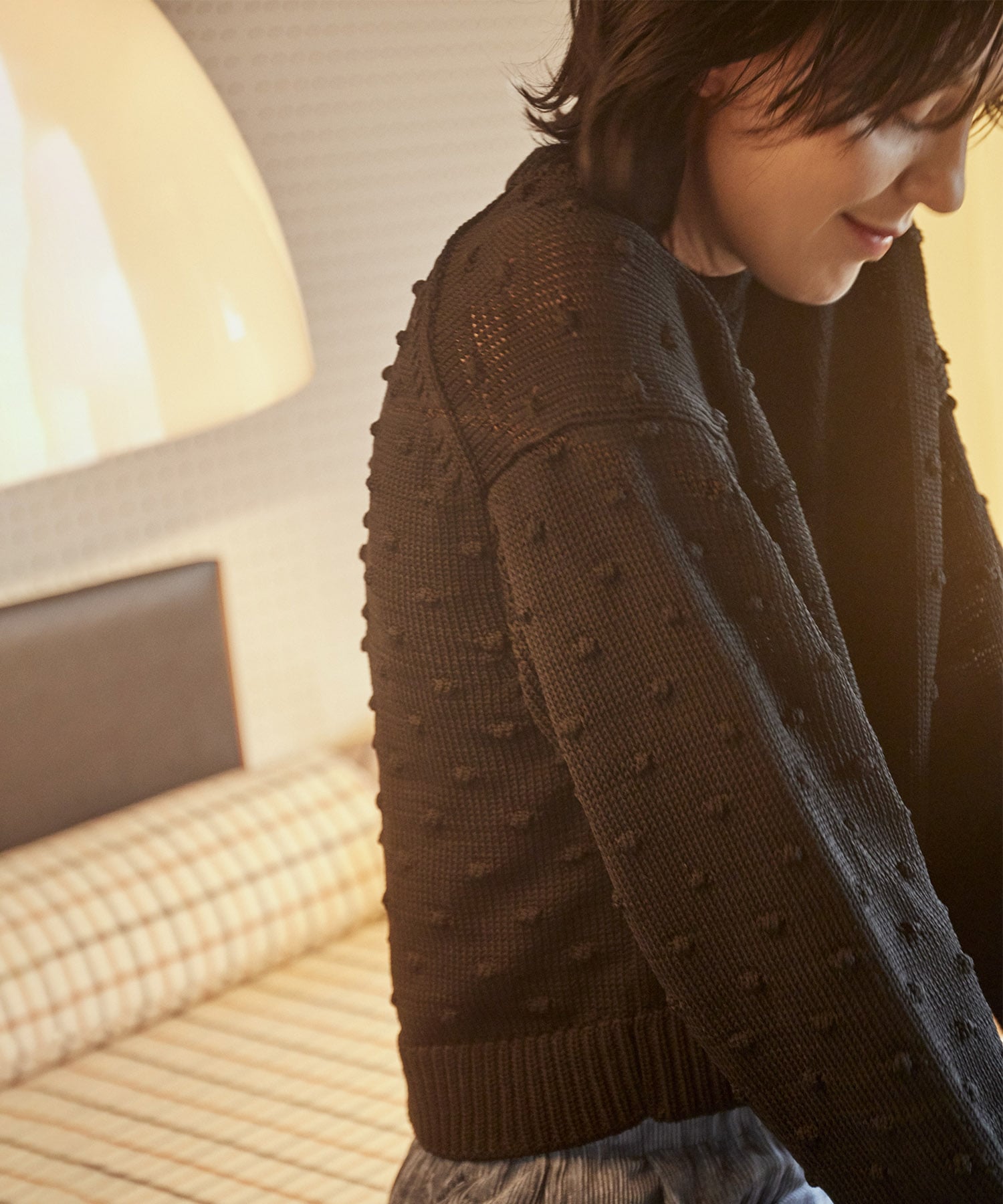 ポンポン編みクルーネックニット