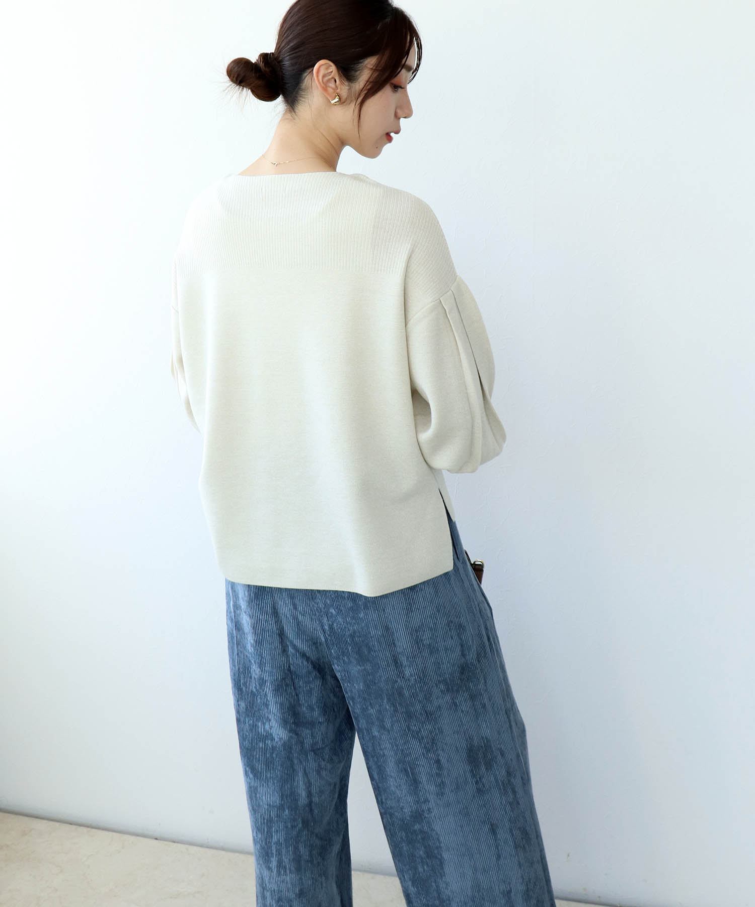 ラメ糸袖プリーツリブニット