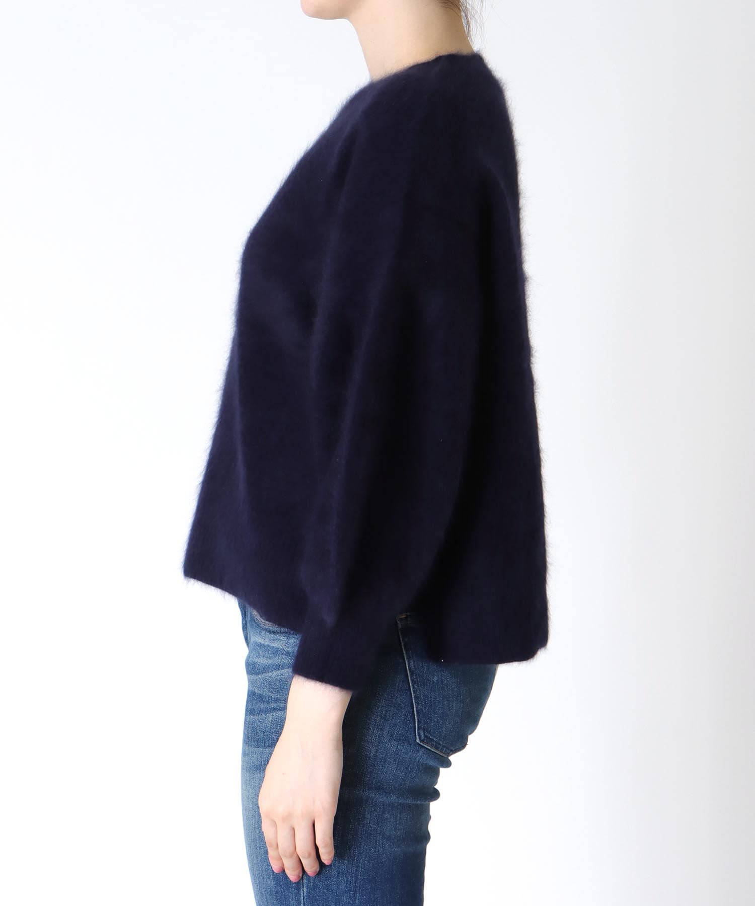 ラクーン ボリュームスリーブクルーネックニット