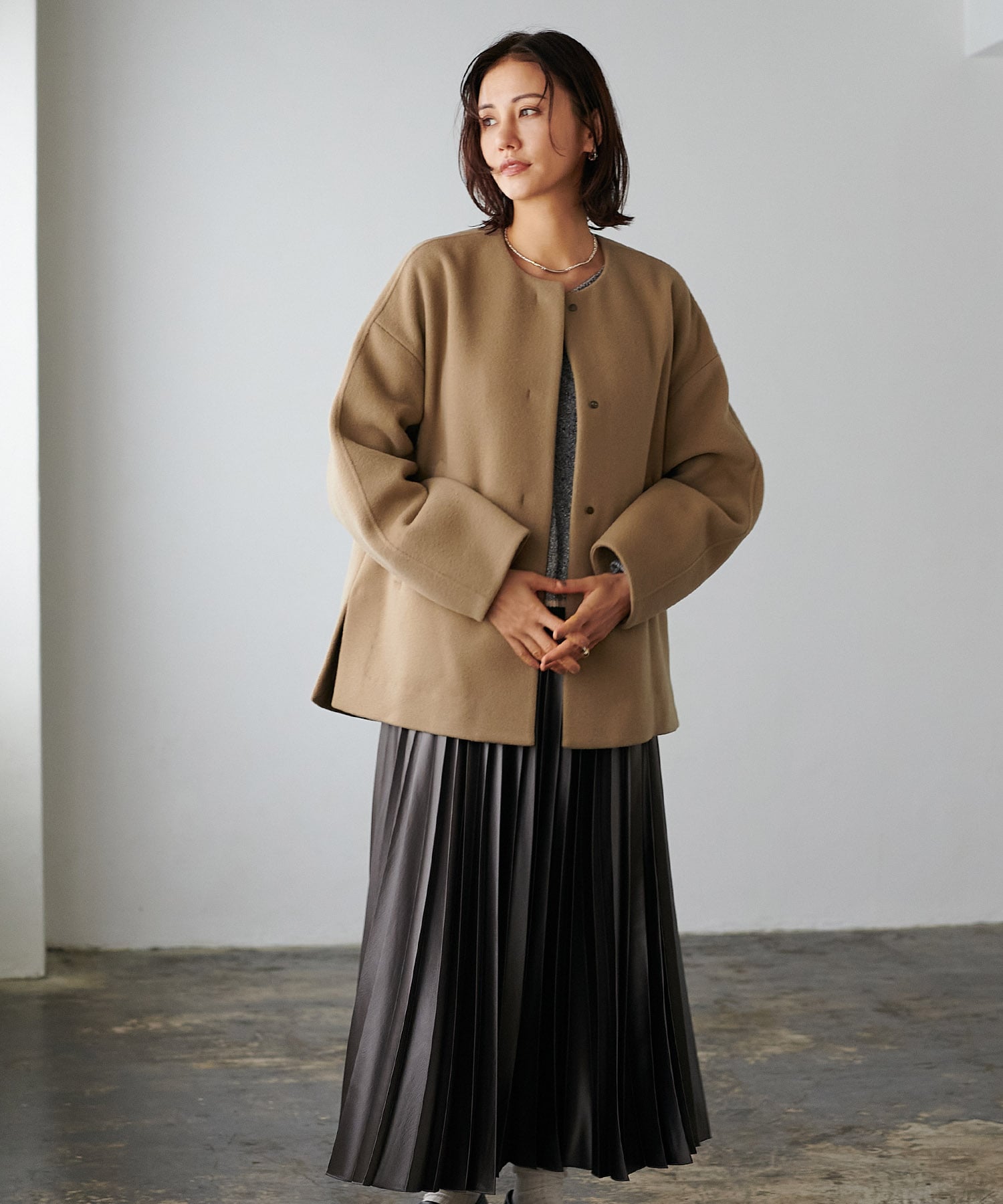 シャルム加工ウールノーカラーショートコート