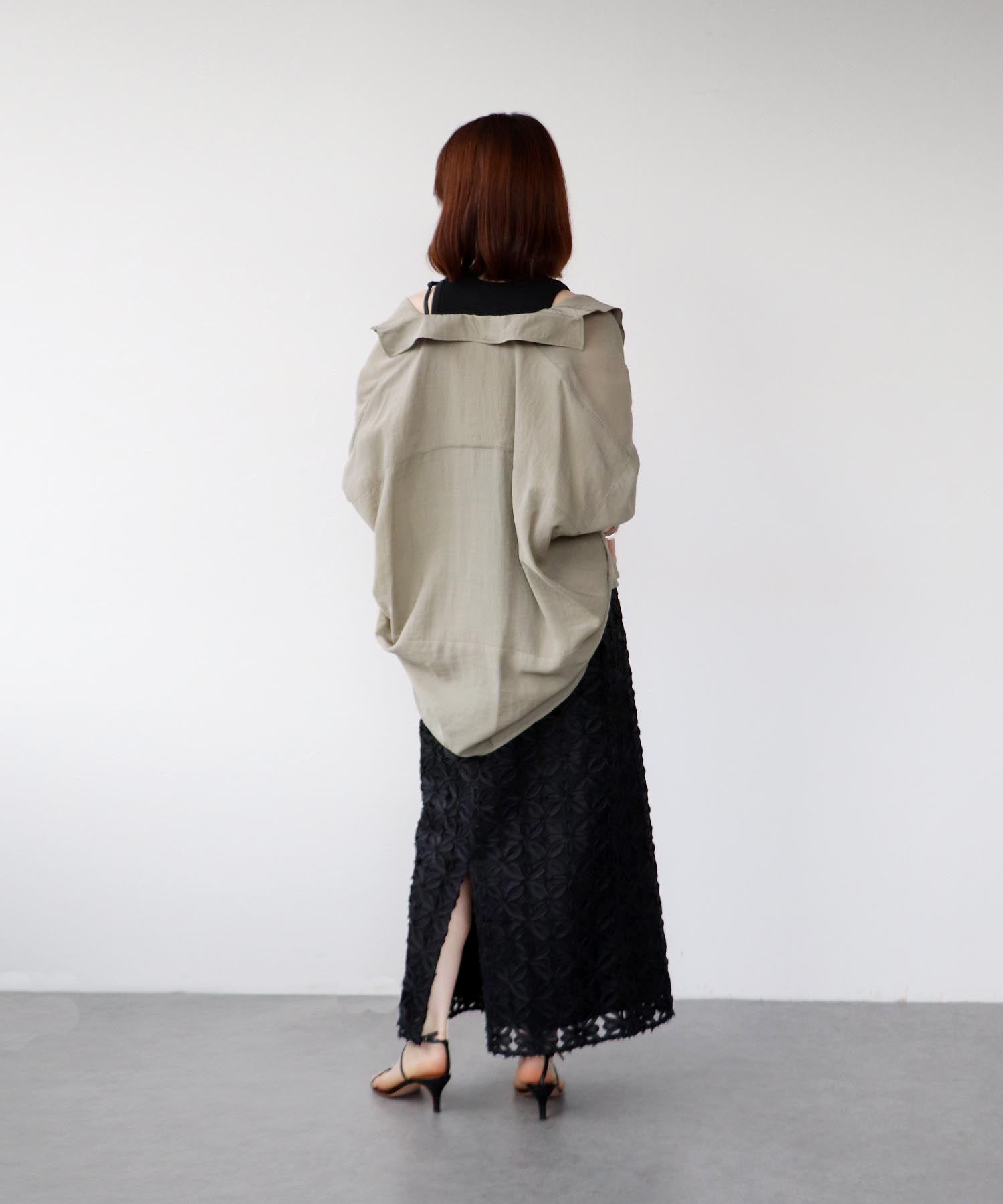 ナチュラルワッシャーバックフォルムシャツ