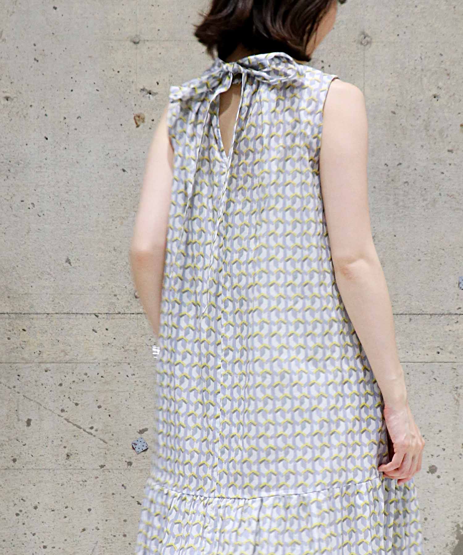 Deveauxジオメトリックプリント ティアードワンピース