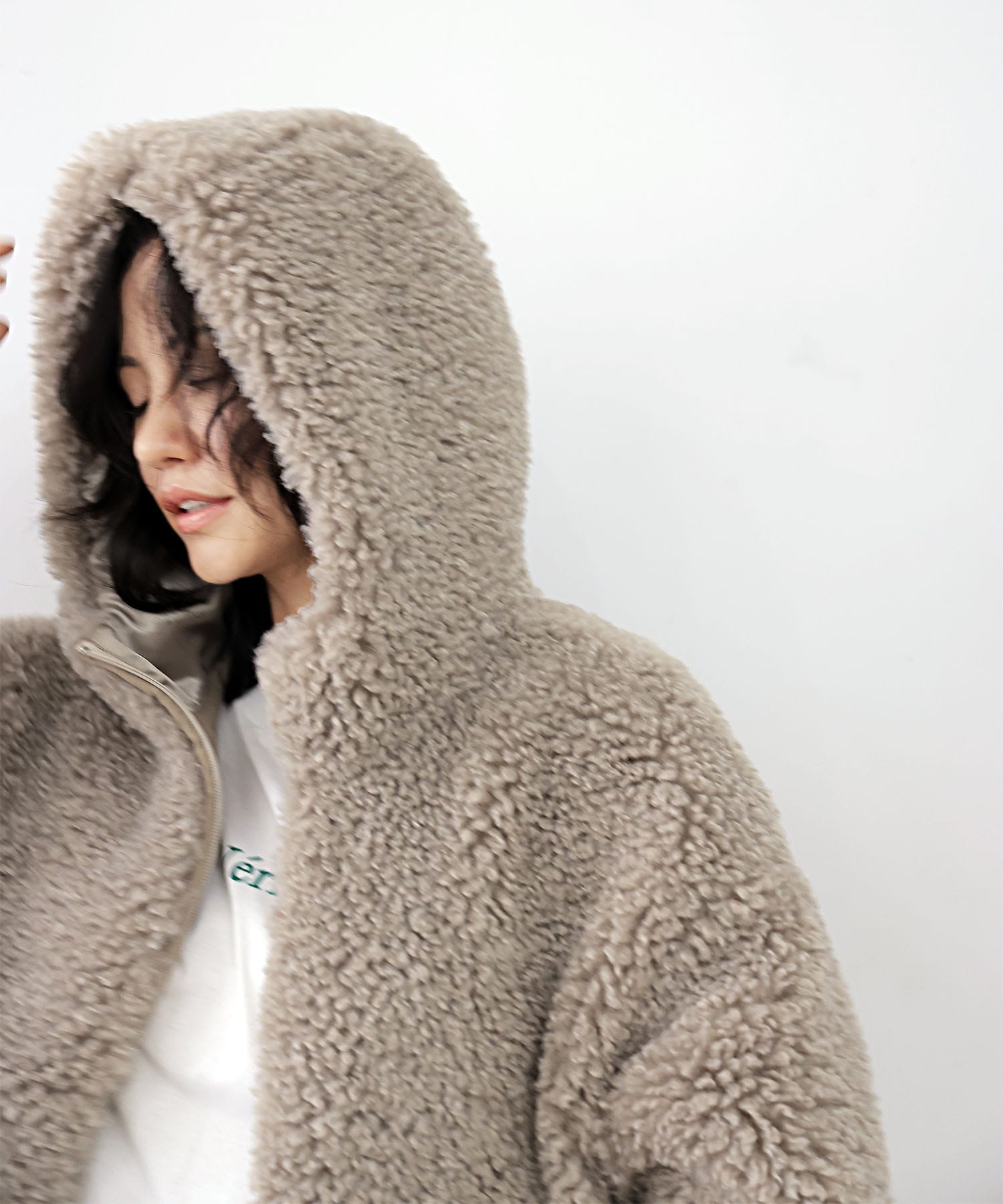 【8月28日予約販売】ミミクリーシープファーフードブルゾン
