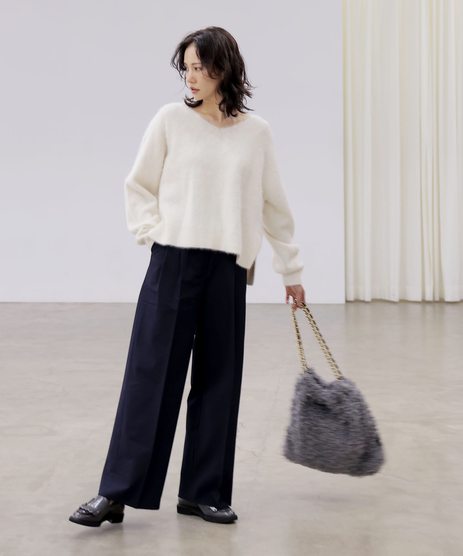 【8月28日予約販売】フォックスカシミヤ Vネックプルオーバー