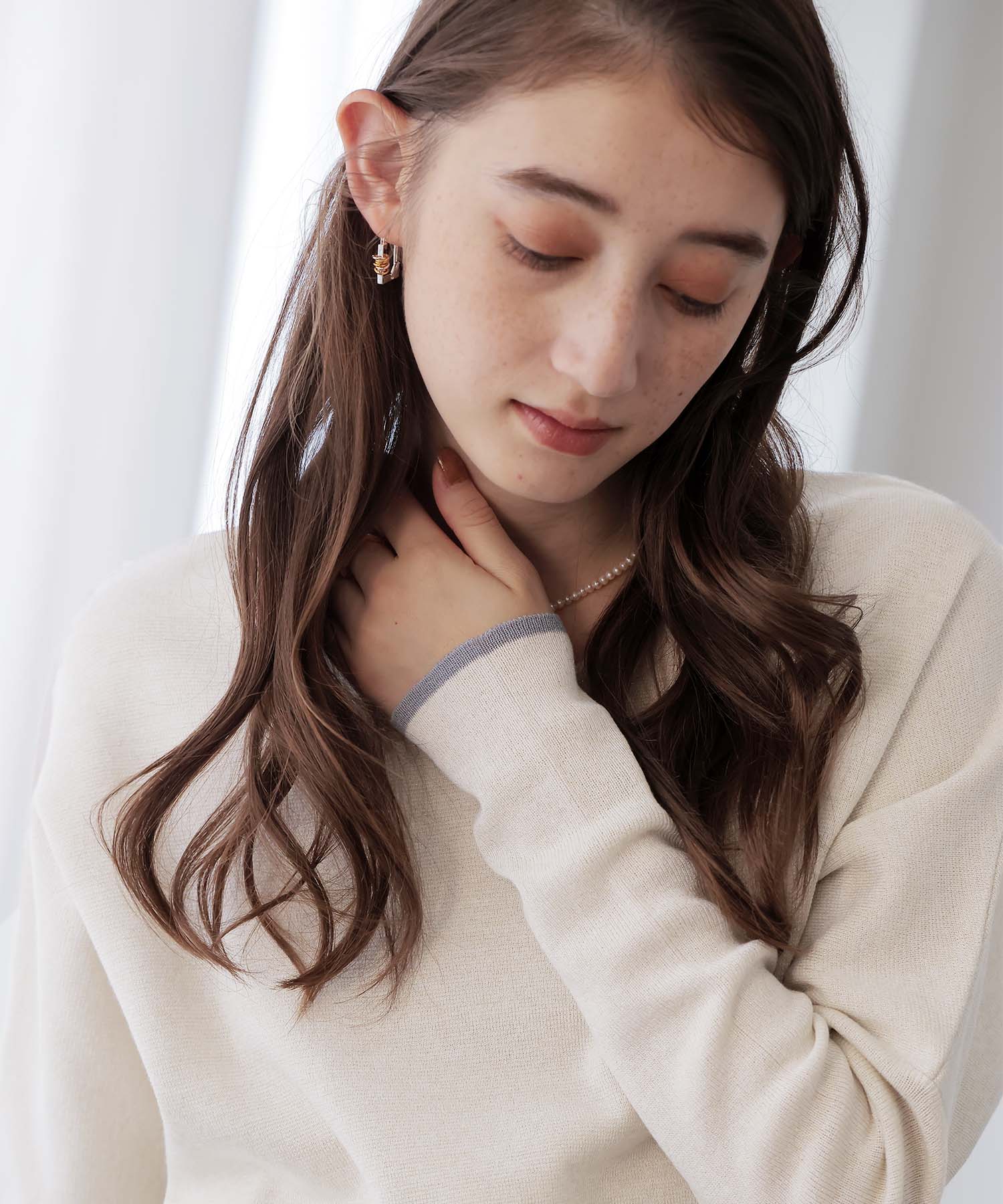 ラメ糸前後2wayドルマンニット