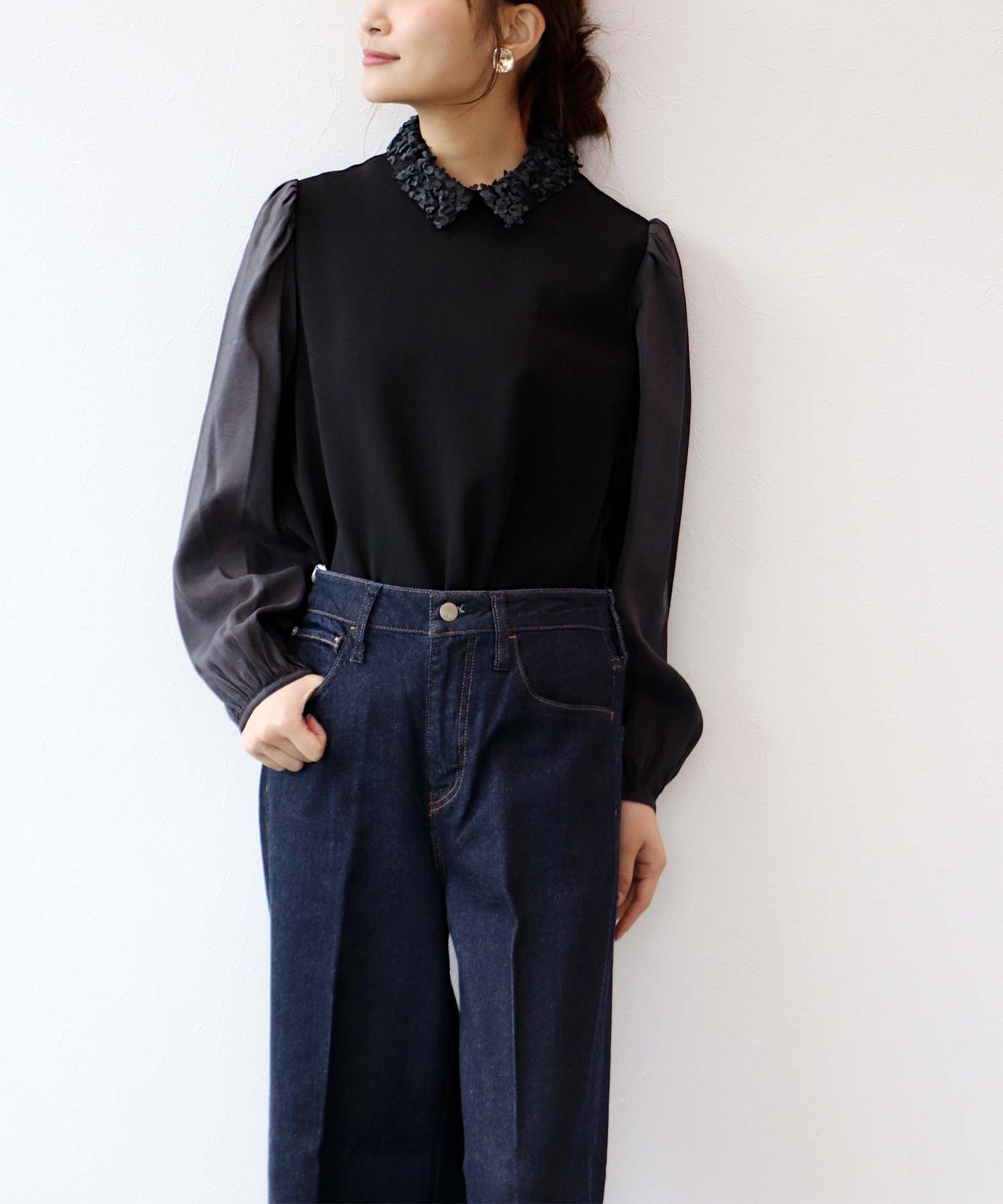 衿付きシアースリーブトップス