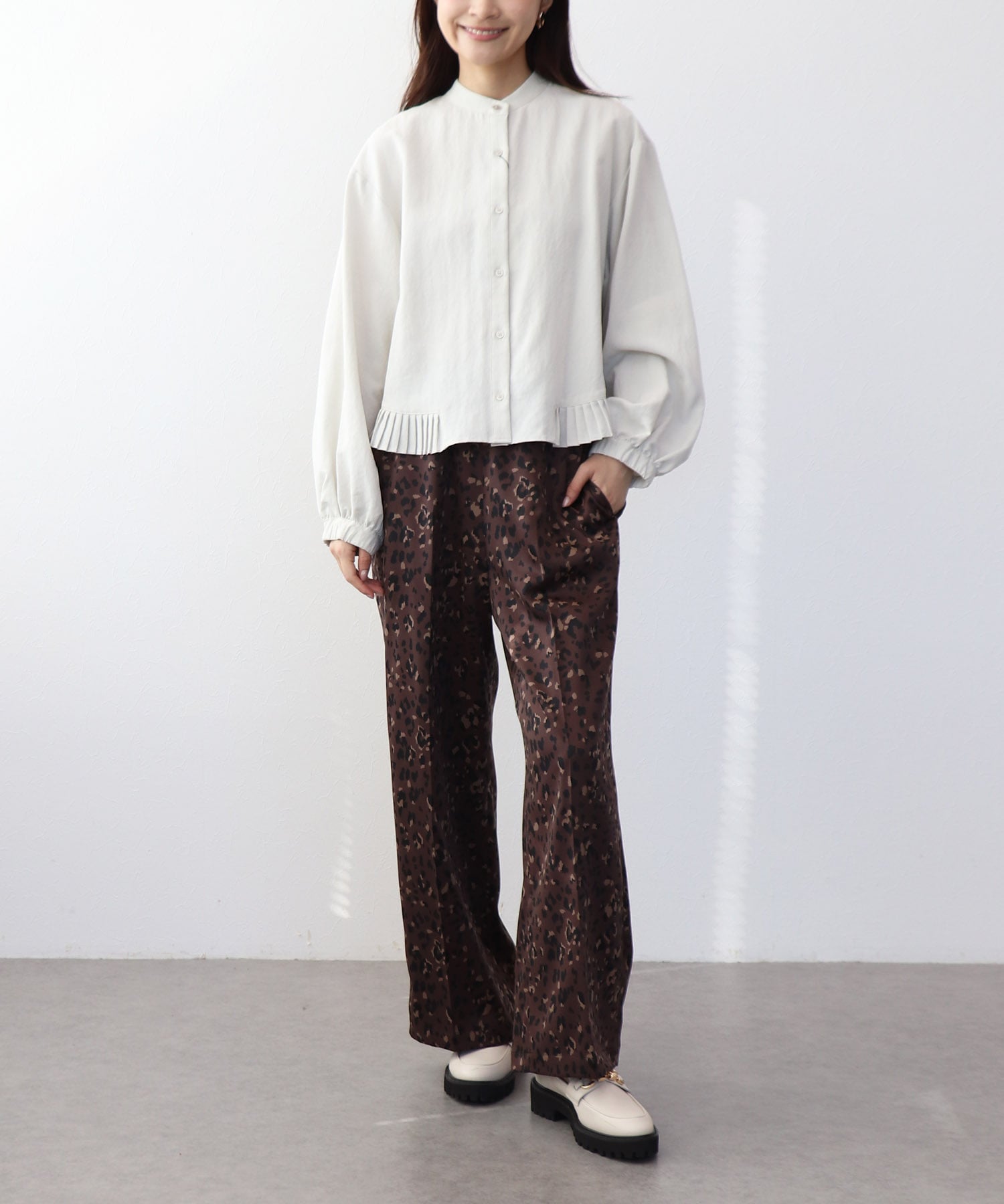 プリーツディティールブラウス