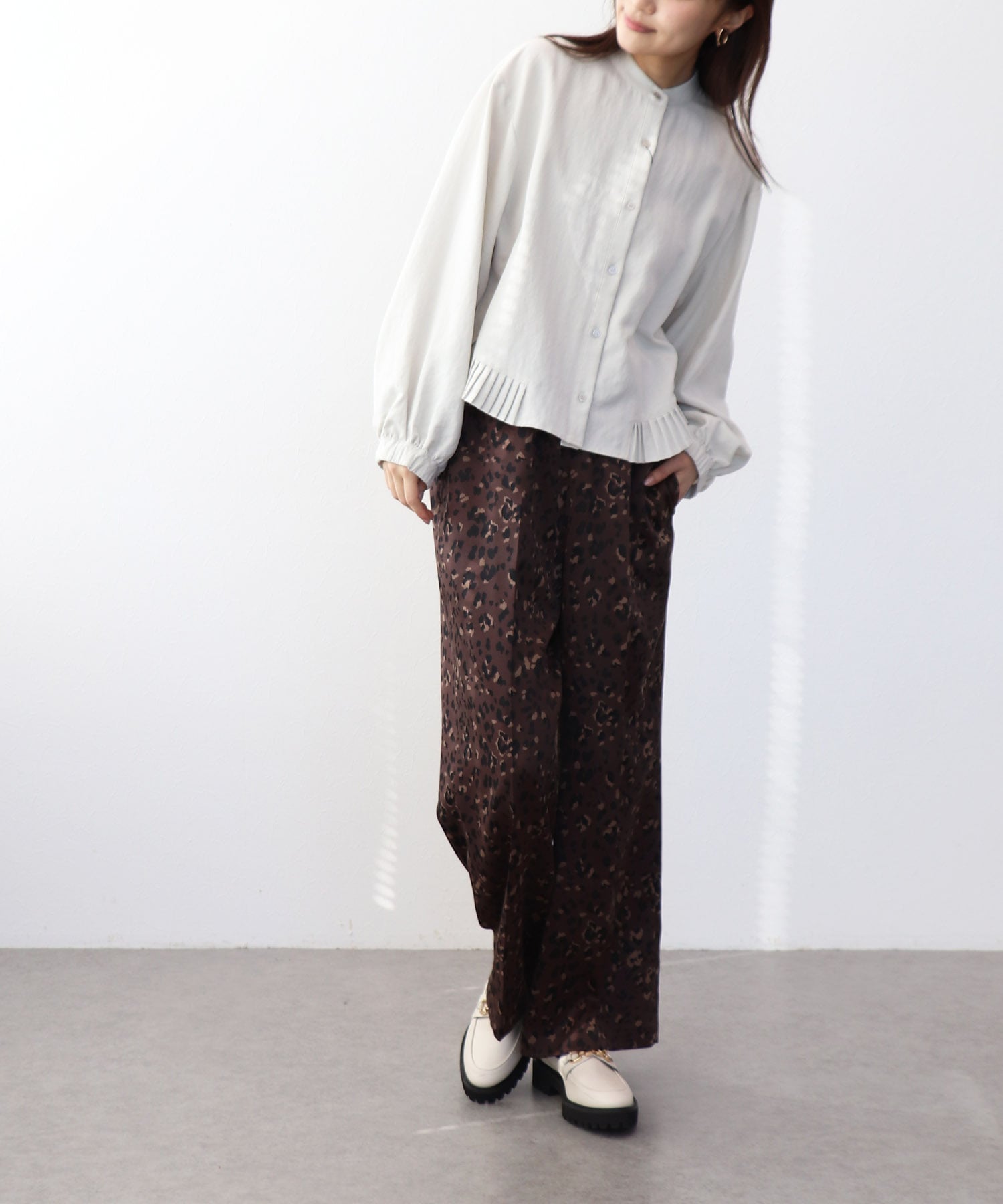 プリーツディティールブラウス