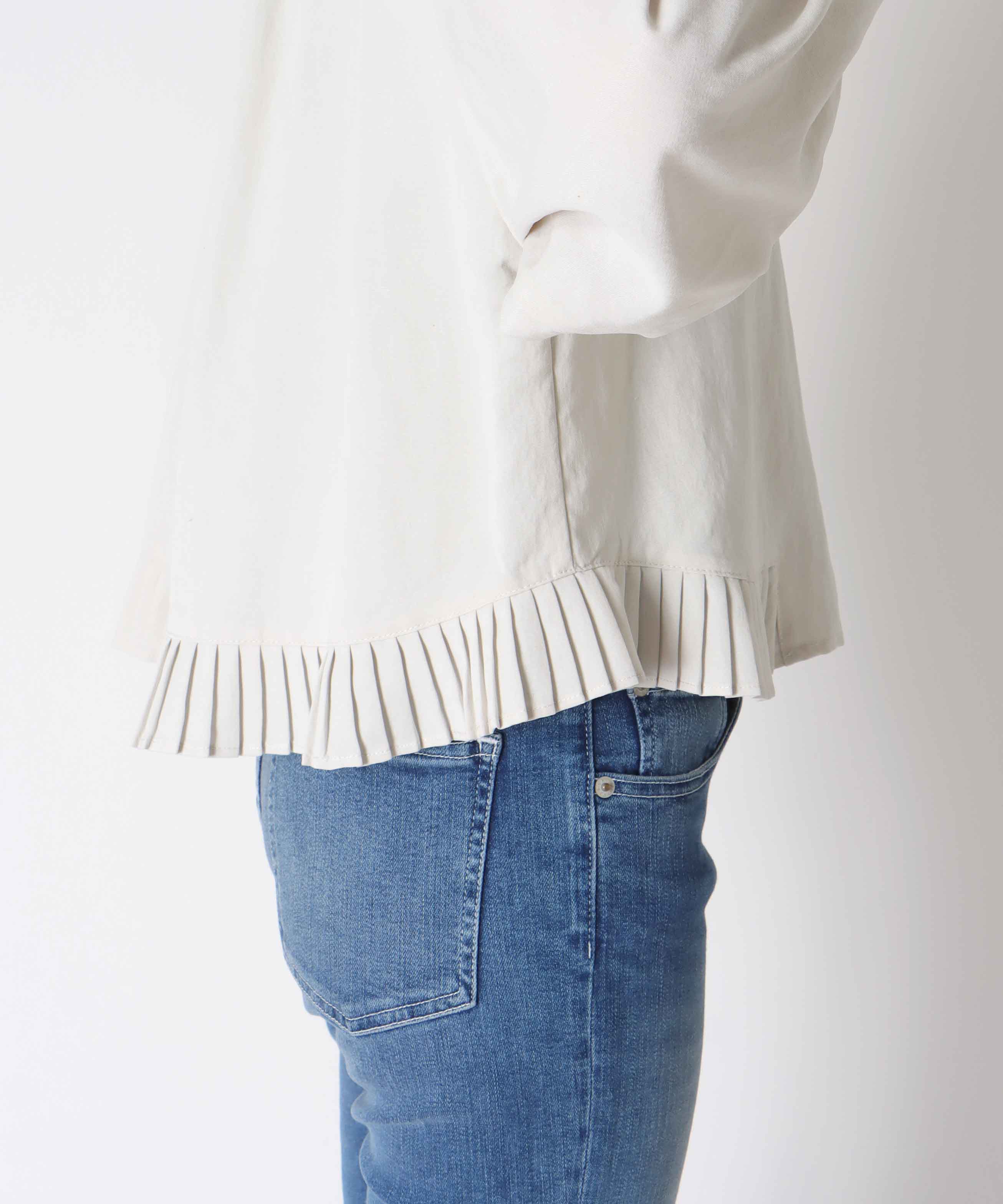 プリーツディティールブラウス