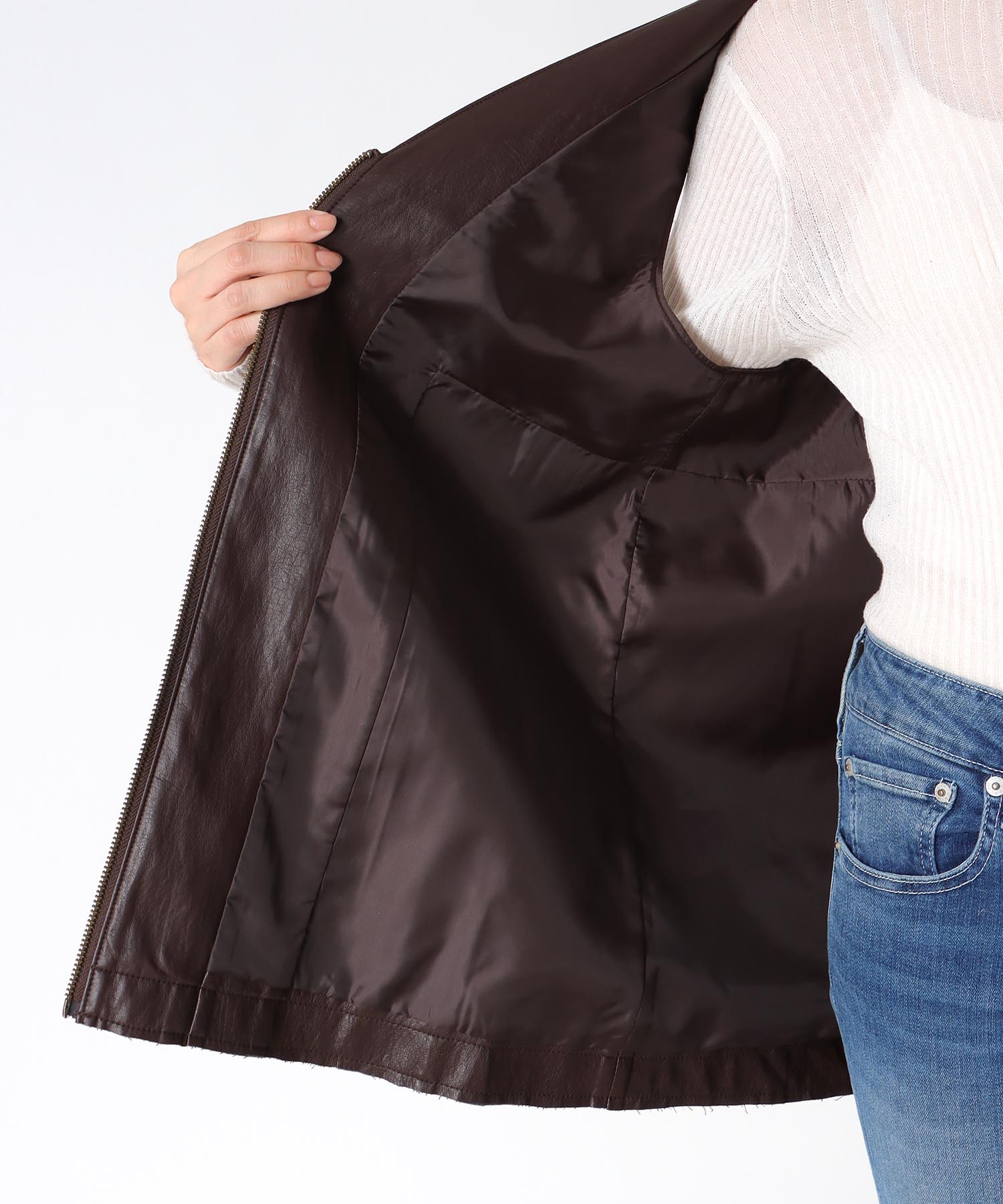 フェイクレザー切替ベスト