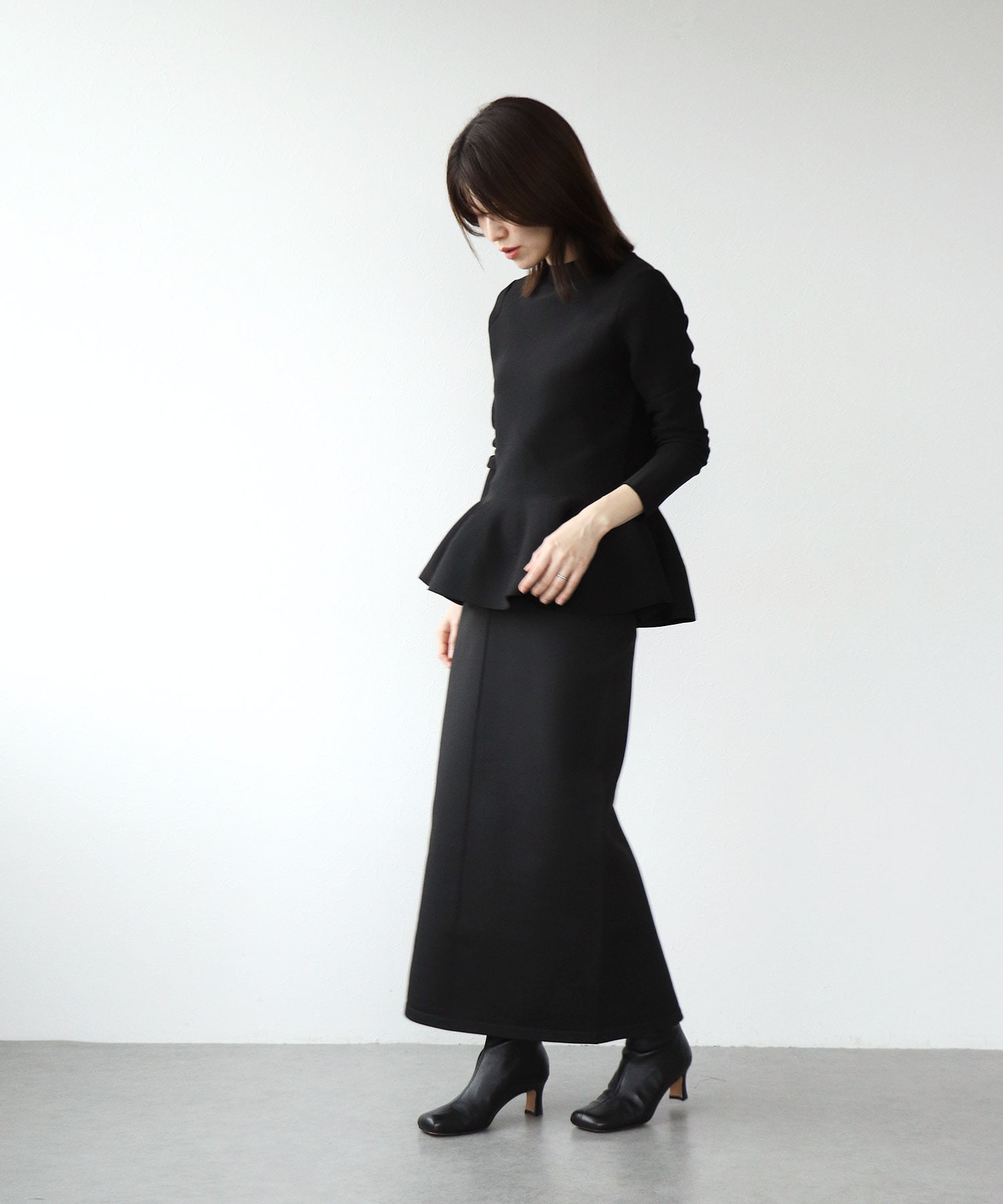 楽ちん綺麗めニットスカート