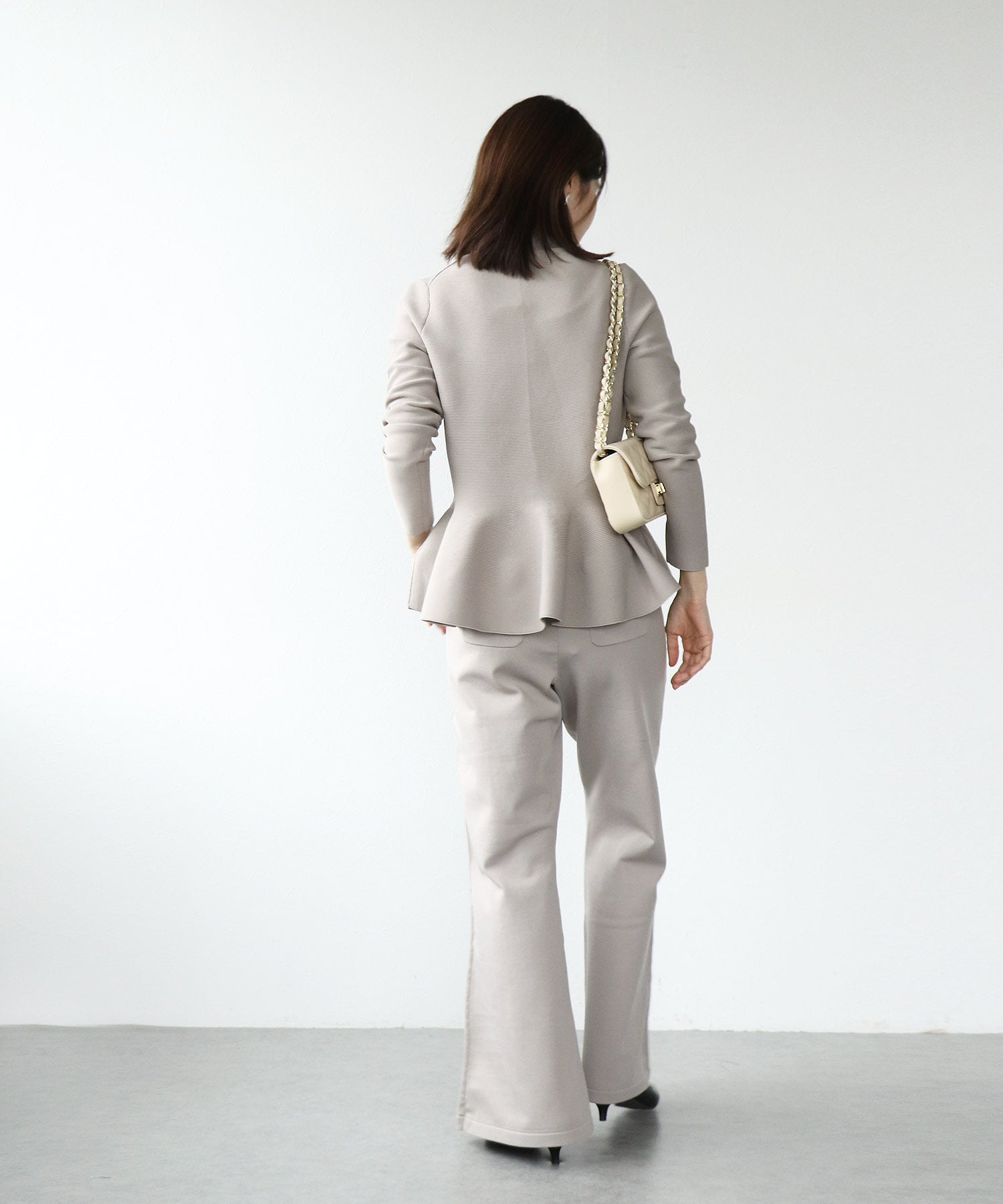 楽ちん綺麗めニットパンツ