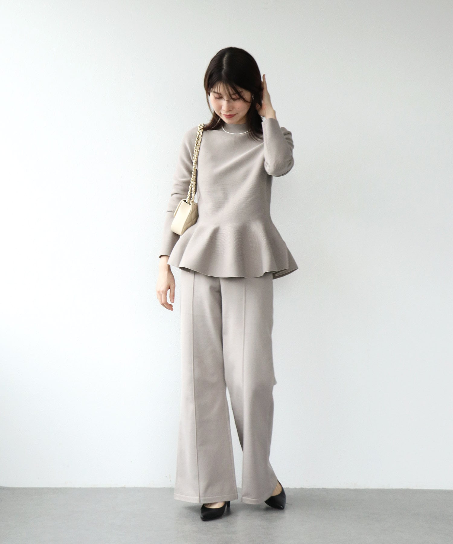 楽ちん綺麗めニットパンツ