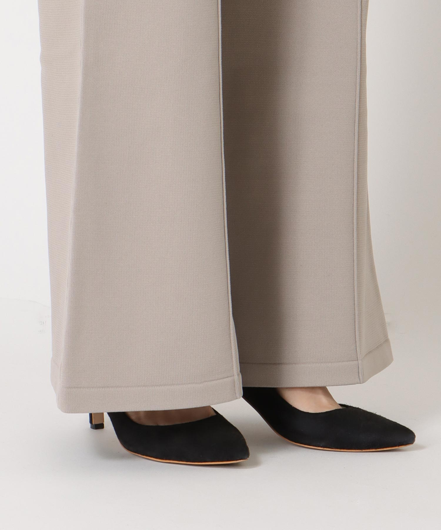 楽ちん綺麗めニットパンツ