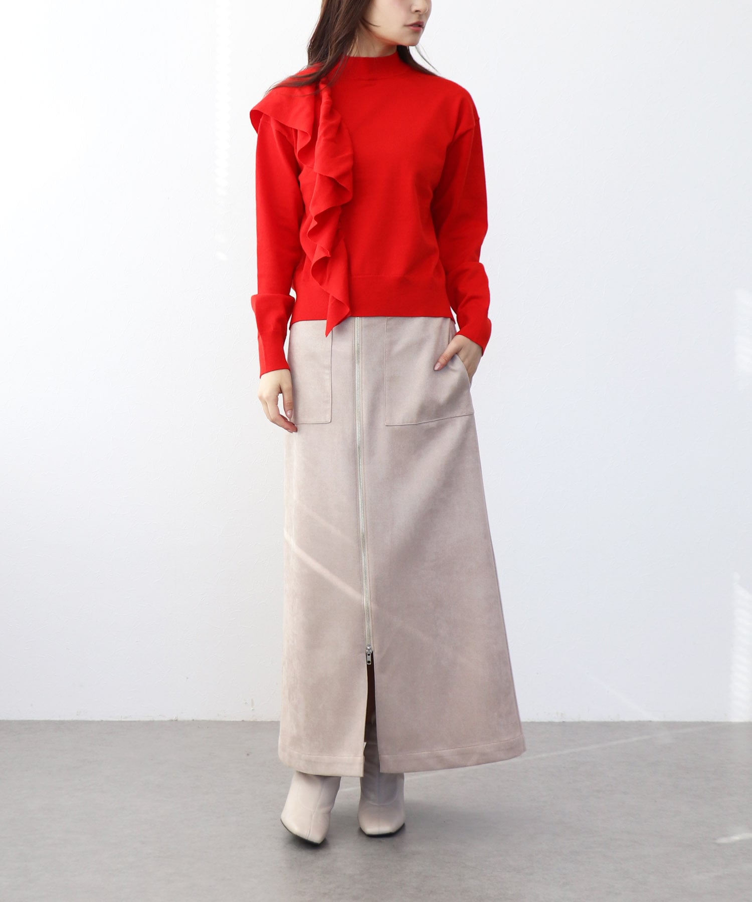 ショルダーラッフルプルオーバー