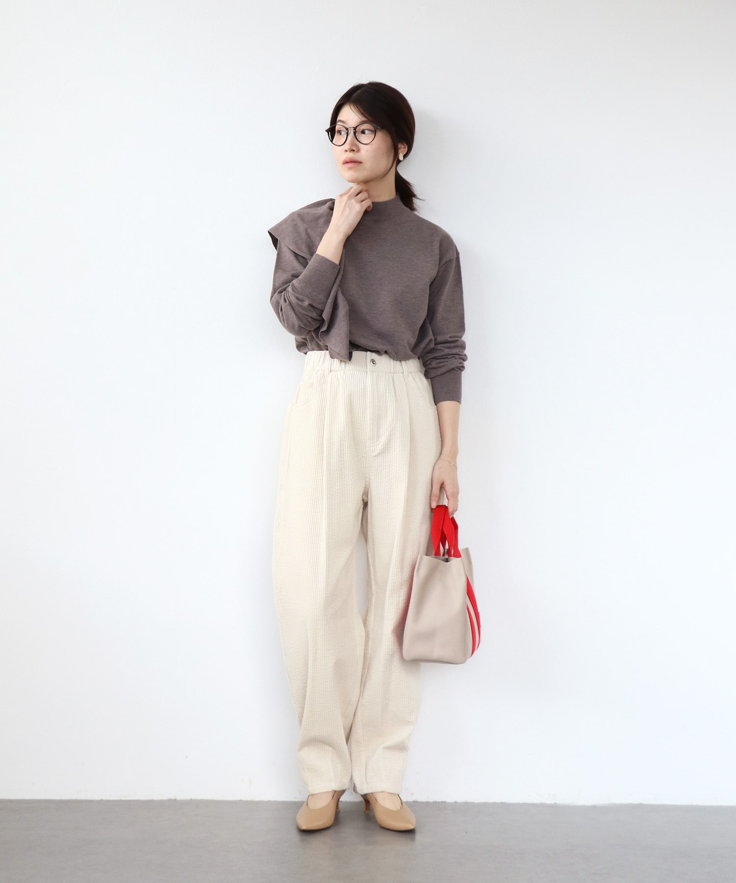 ショルダーラッフルプルオーバー