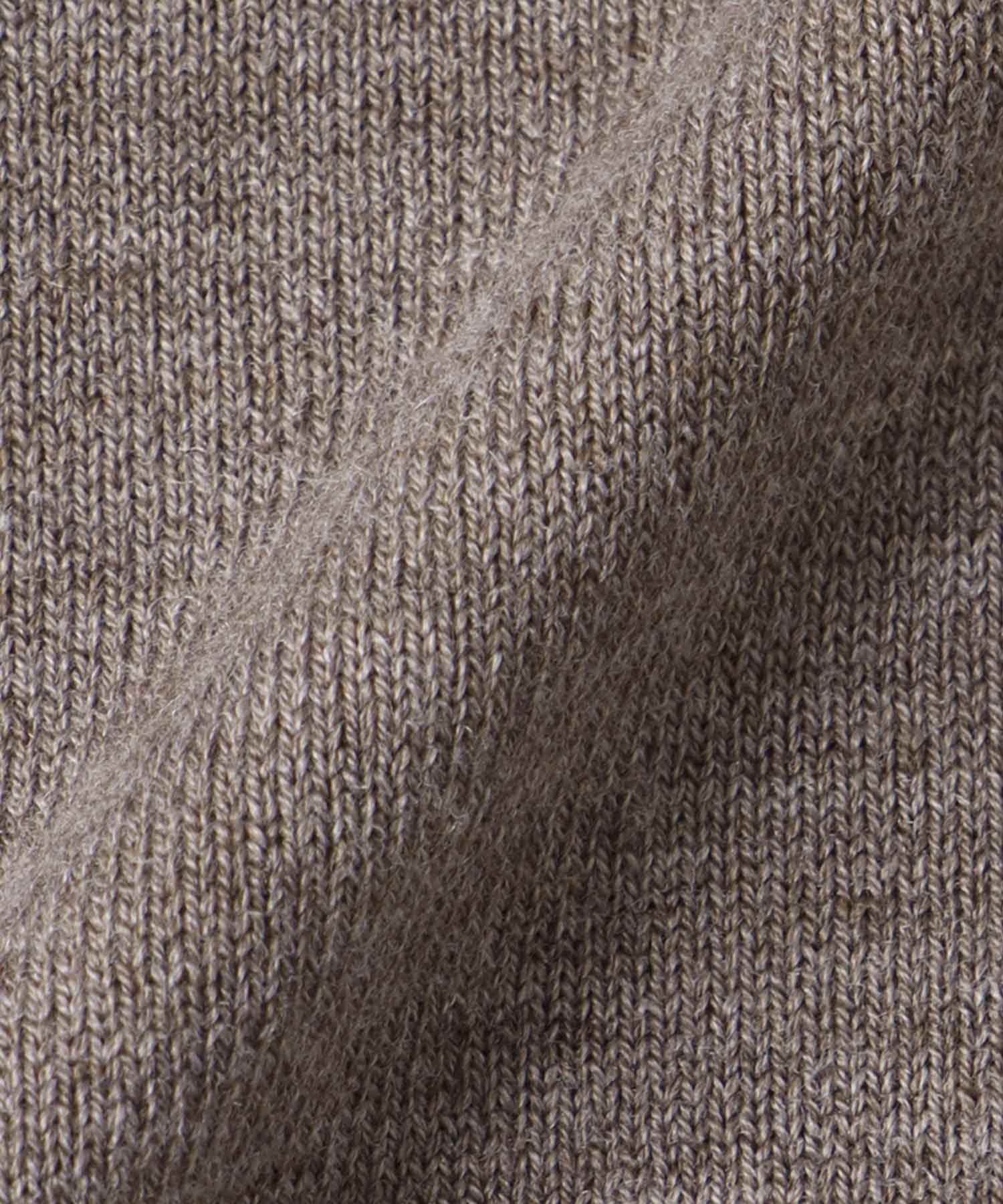 ショルダーラッフルプルオーバー