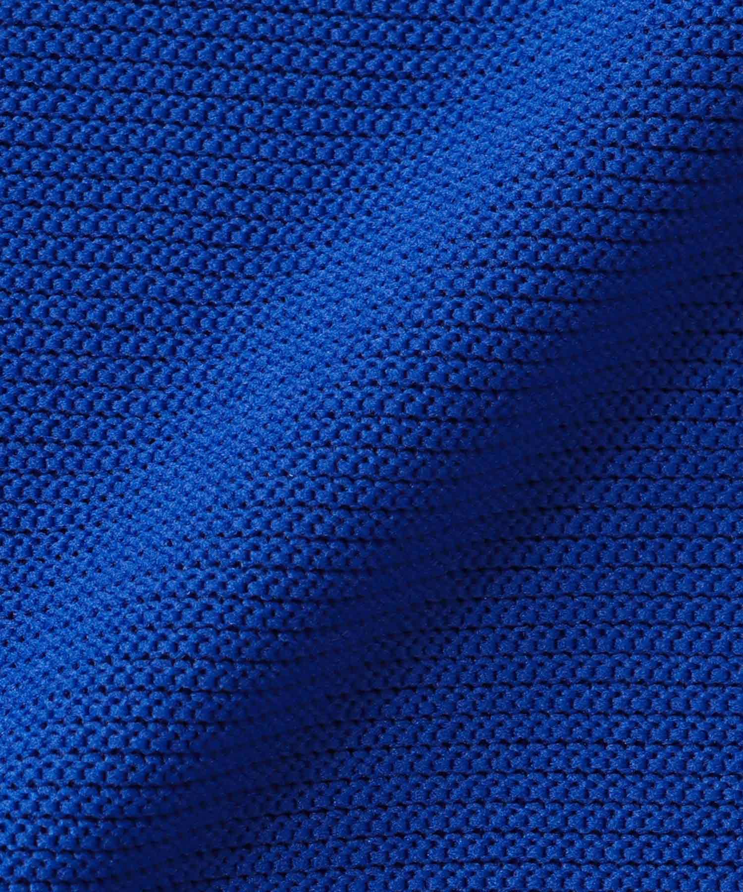 ヘムフレアーハイネックニット