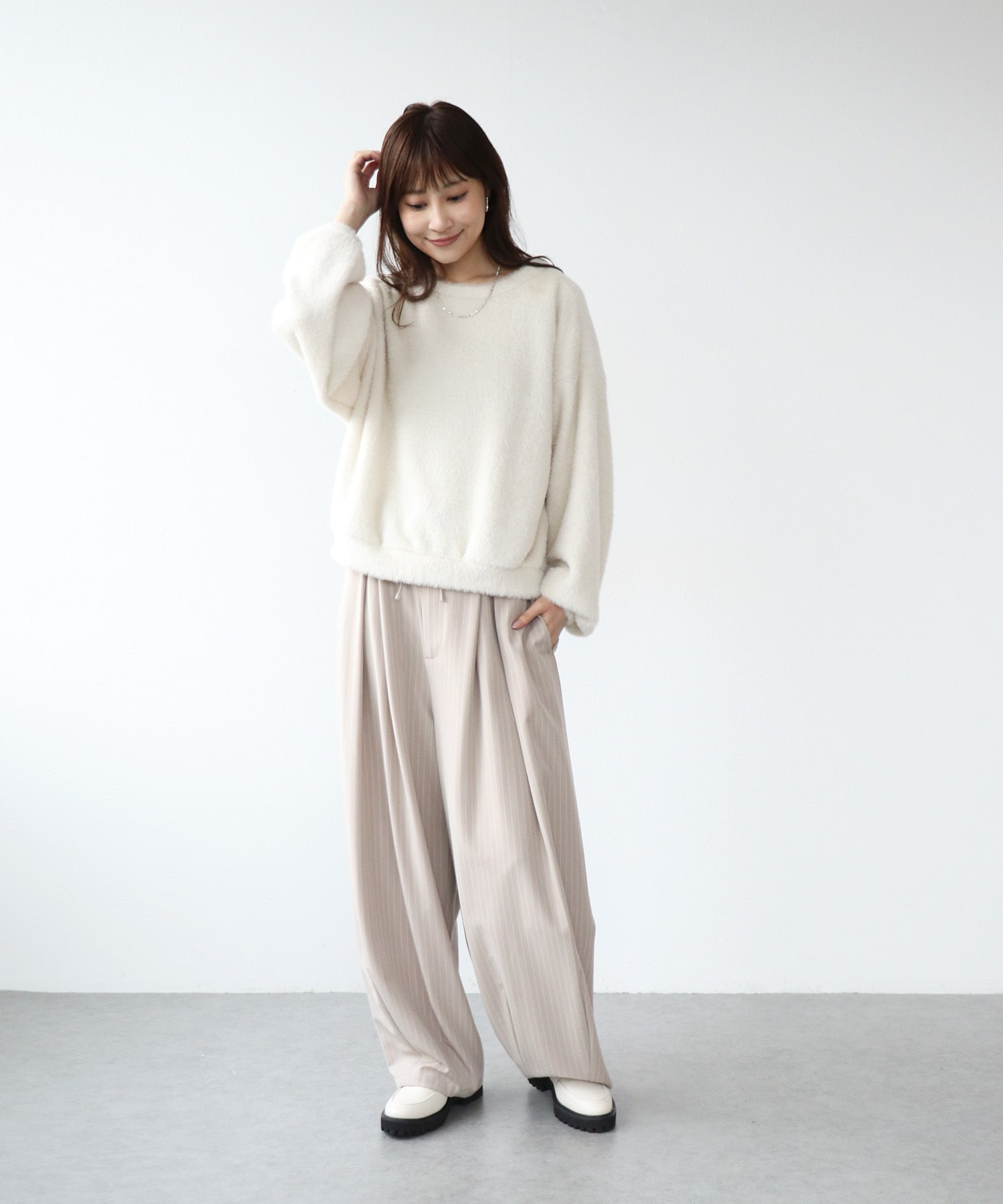 ストライプコクーンワイドパンツ